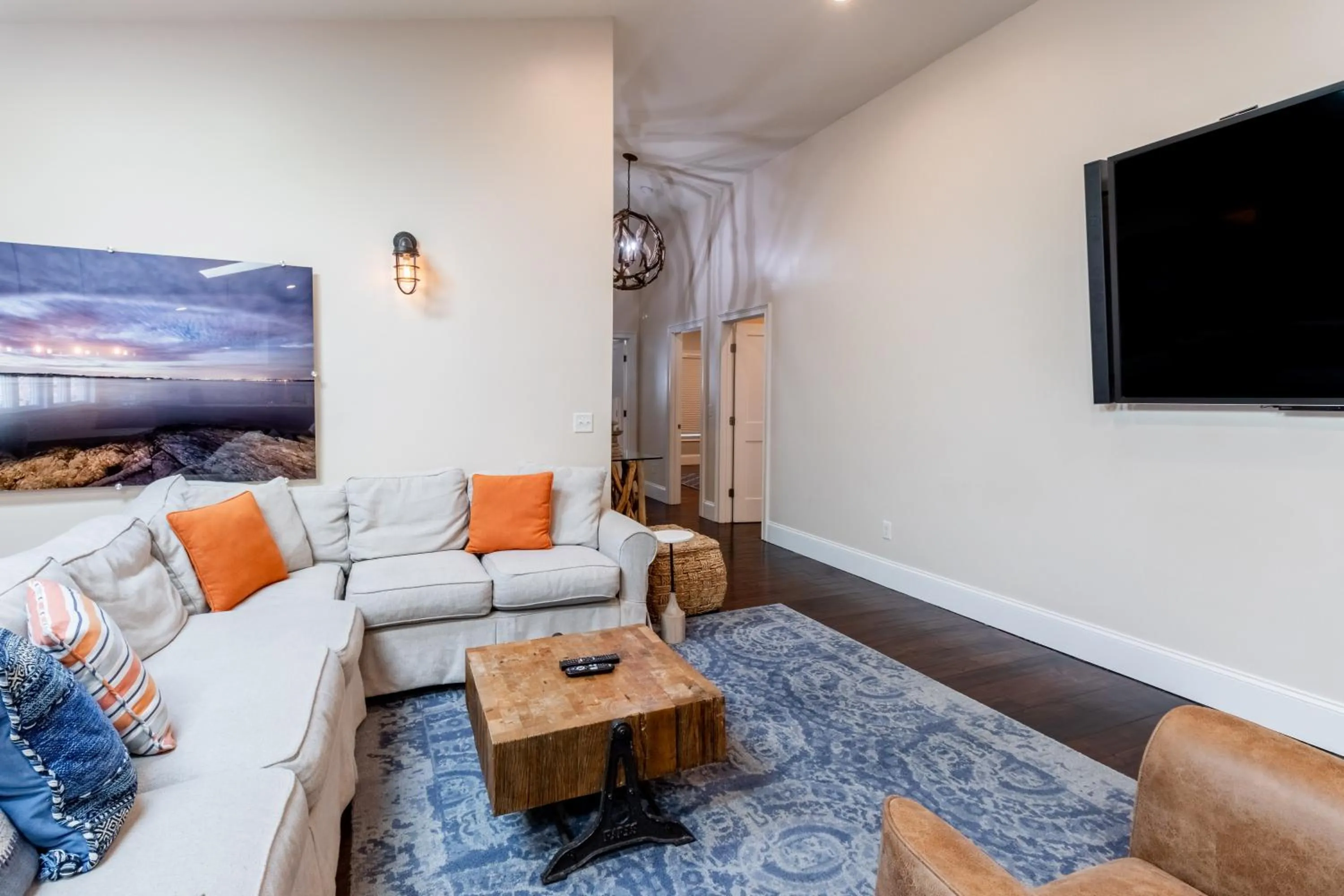 The Newport Lofts - 359 Thames Street