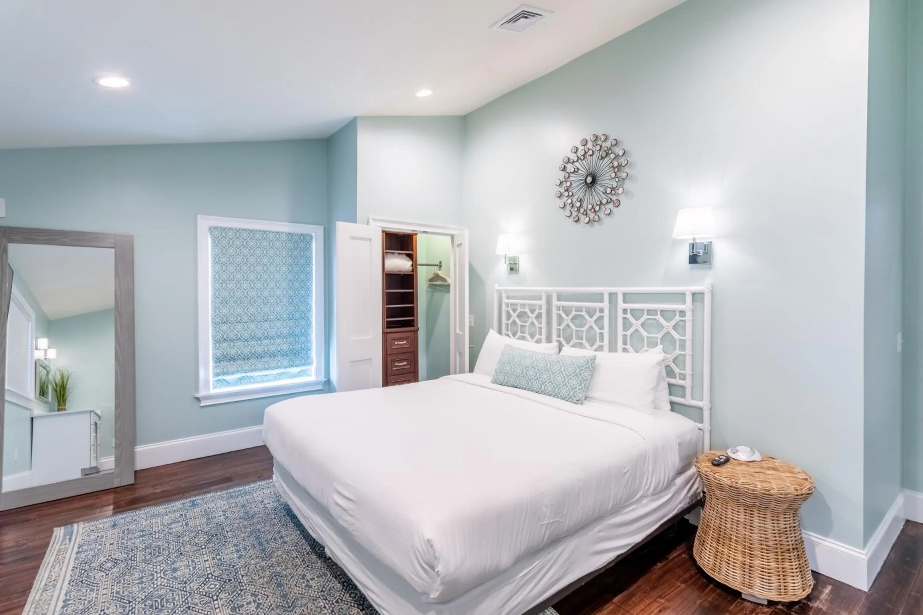 Bed in The Newport Lofts - 359 Thames Street