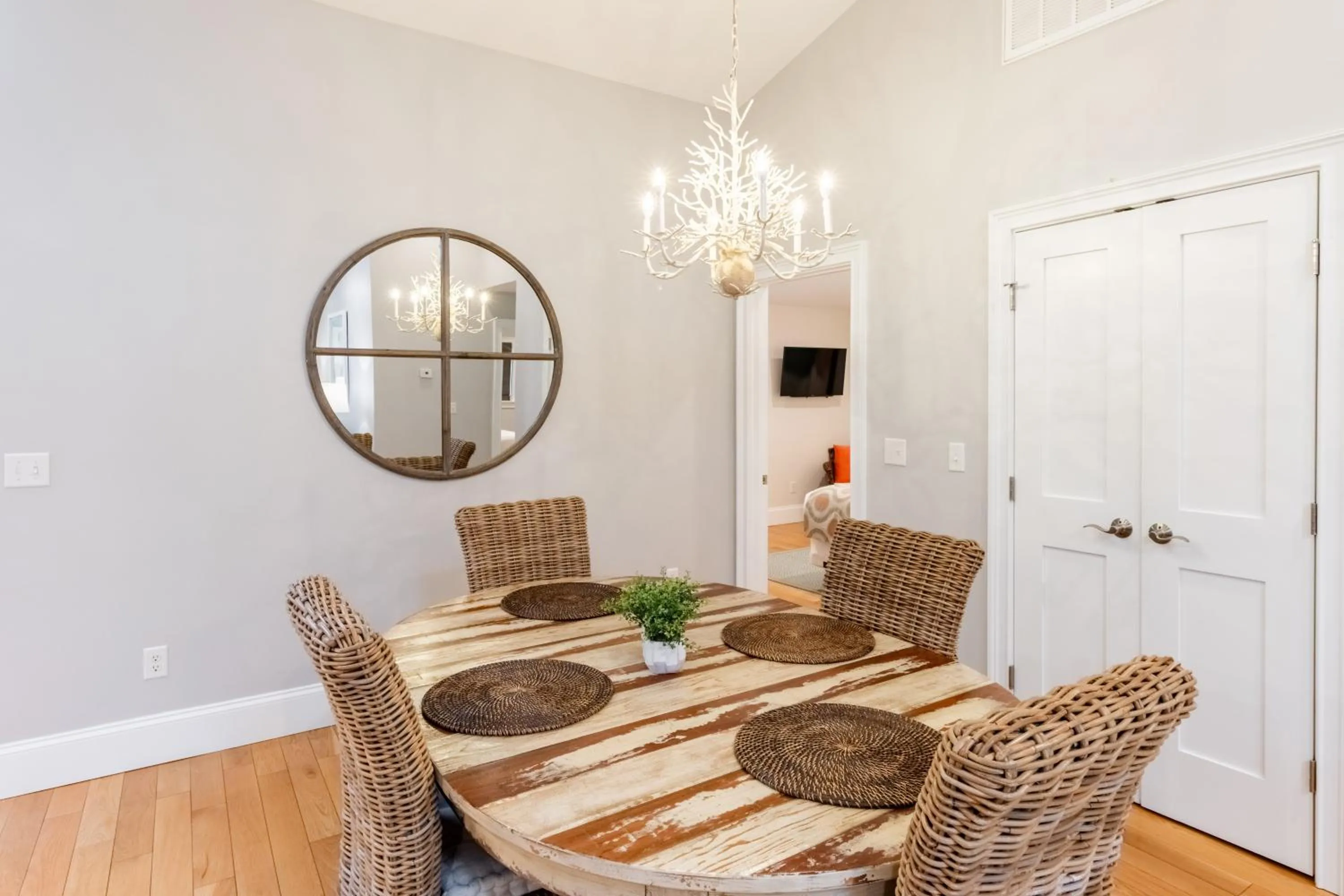 The Newport Lofts - 359 Thames Street