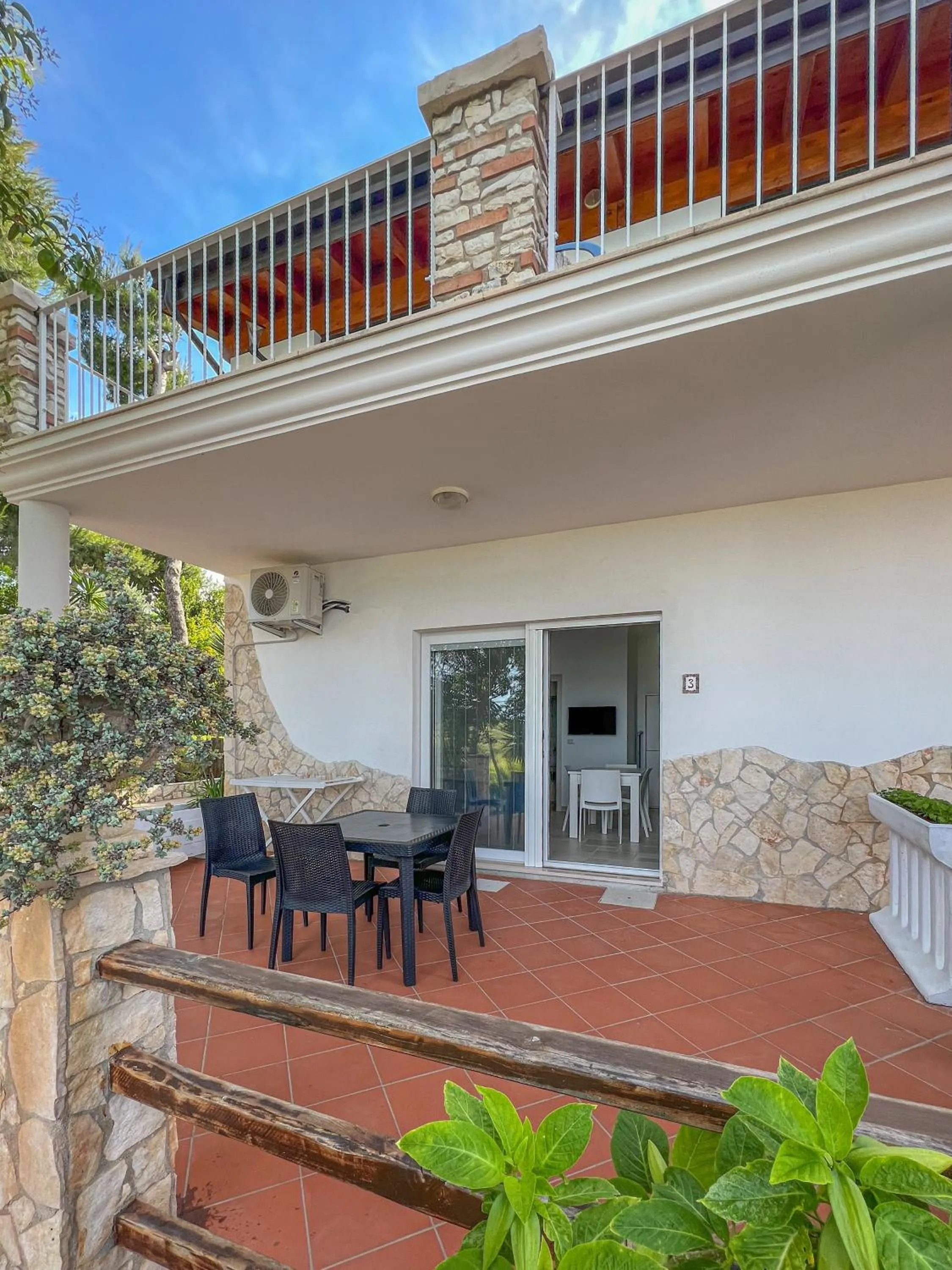 Property building in Appartamenti Serena