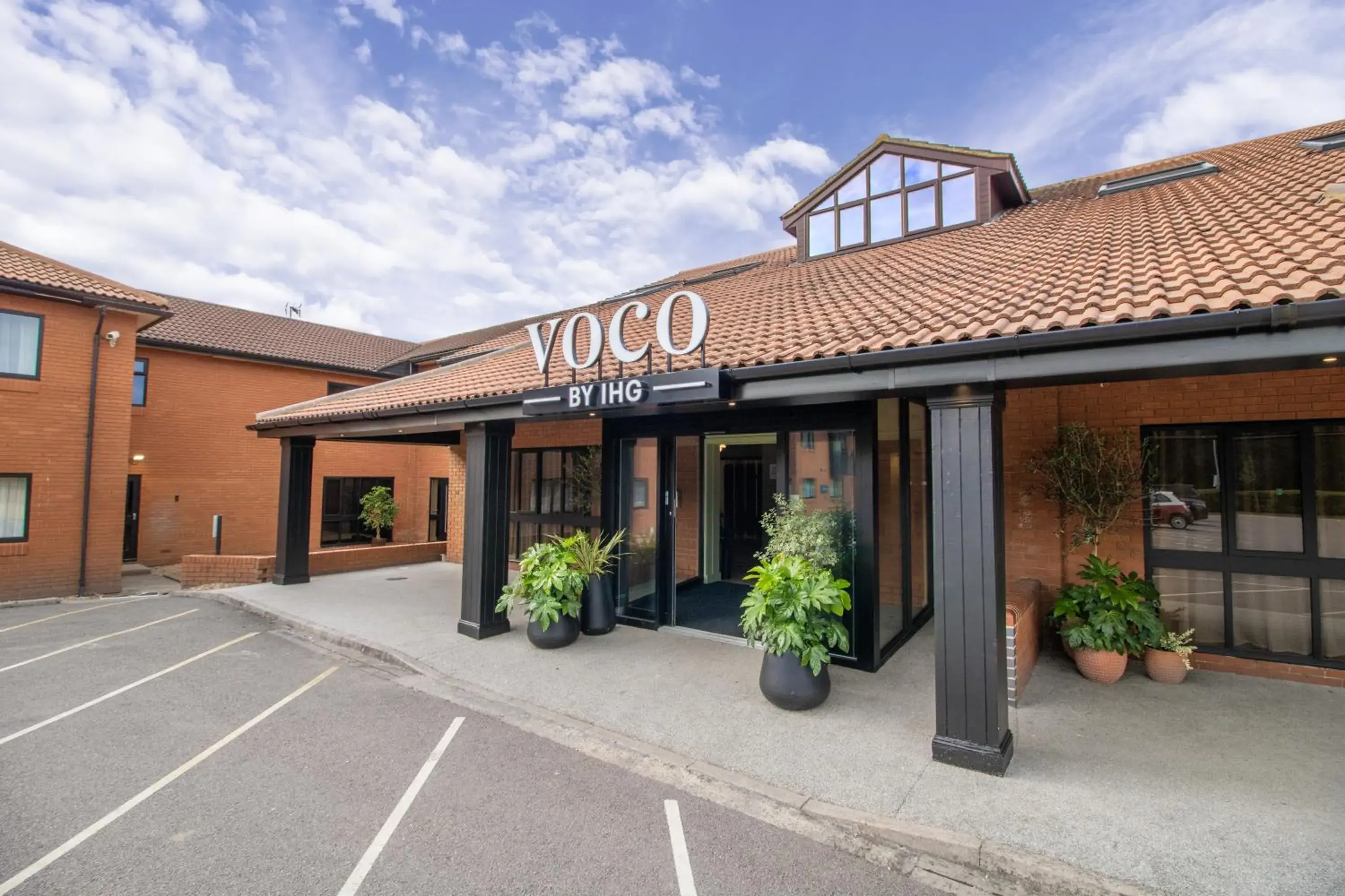 Property building in voco Rockingham Forest Corby by IHG Property building in voco Rockingham Forest Corby by IHG