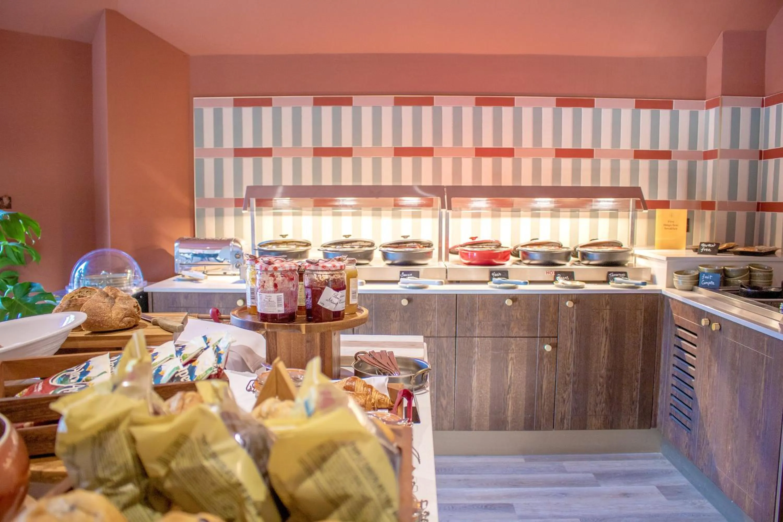 Restaurant/places to eat in voco Rockingham Forest Corby by IHG