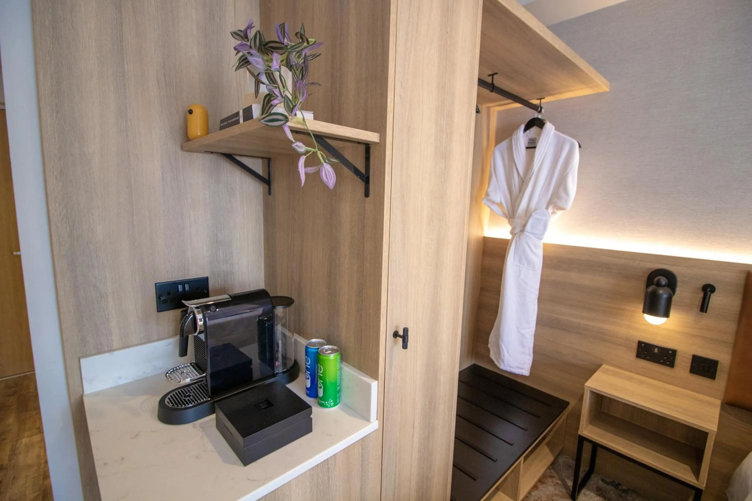 Photo of the whole room in voco Rockingham Forest Corby by IHG