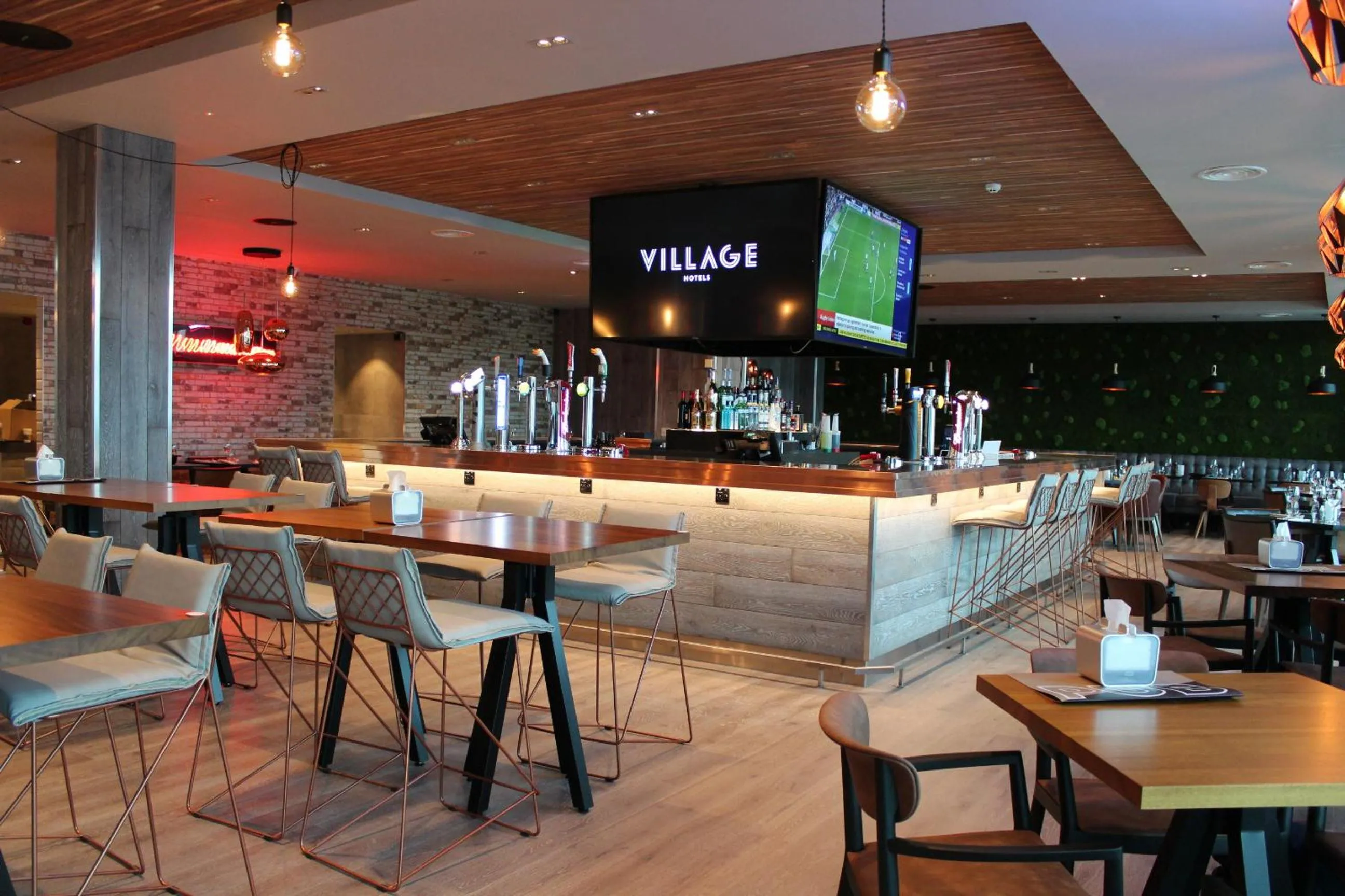 Restaurant/places to eat in Village Hotel Manchester Bury