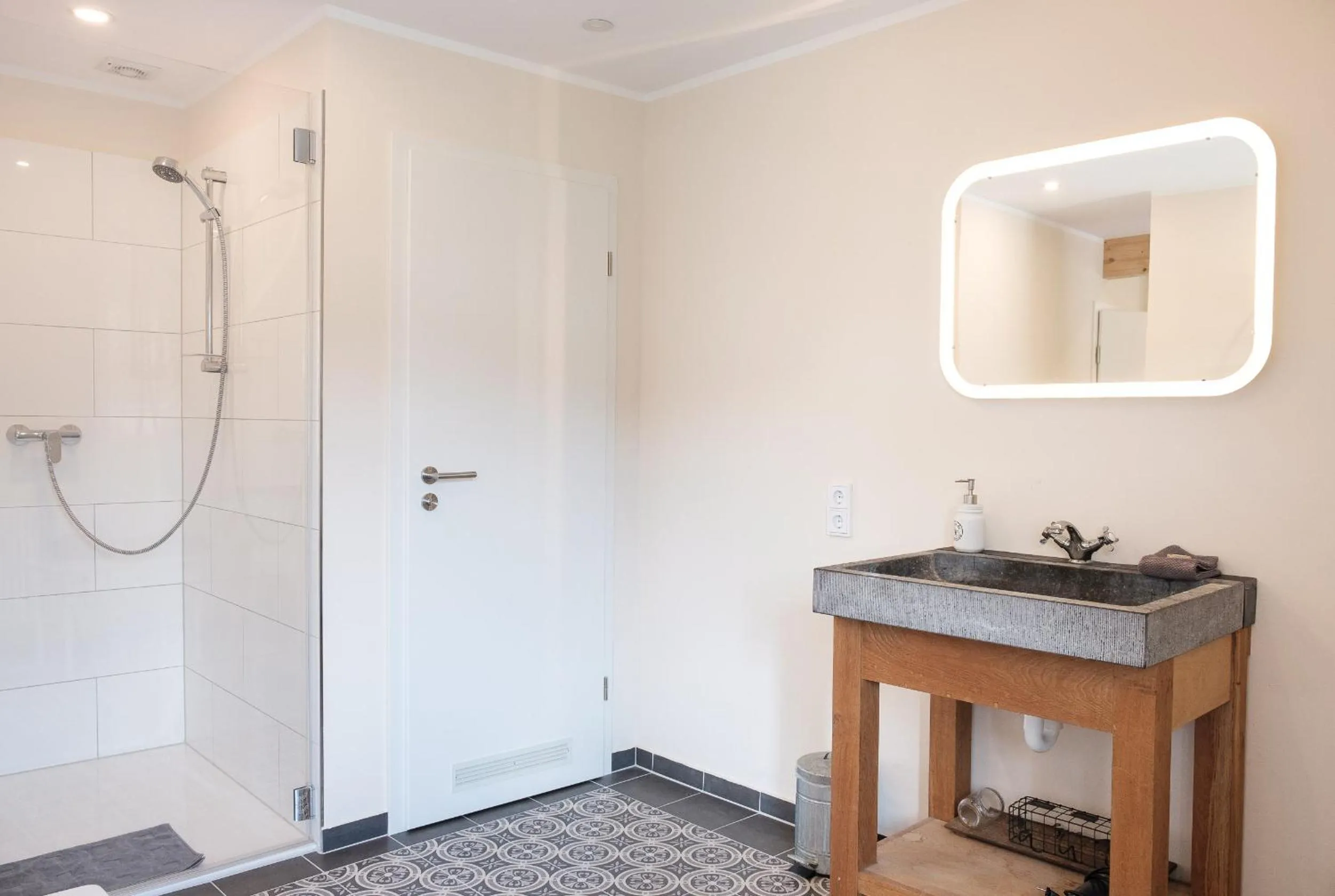 Shower in Landhotel Eifellust