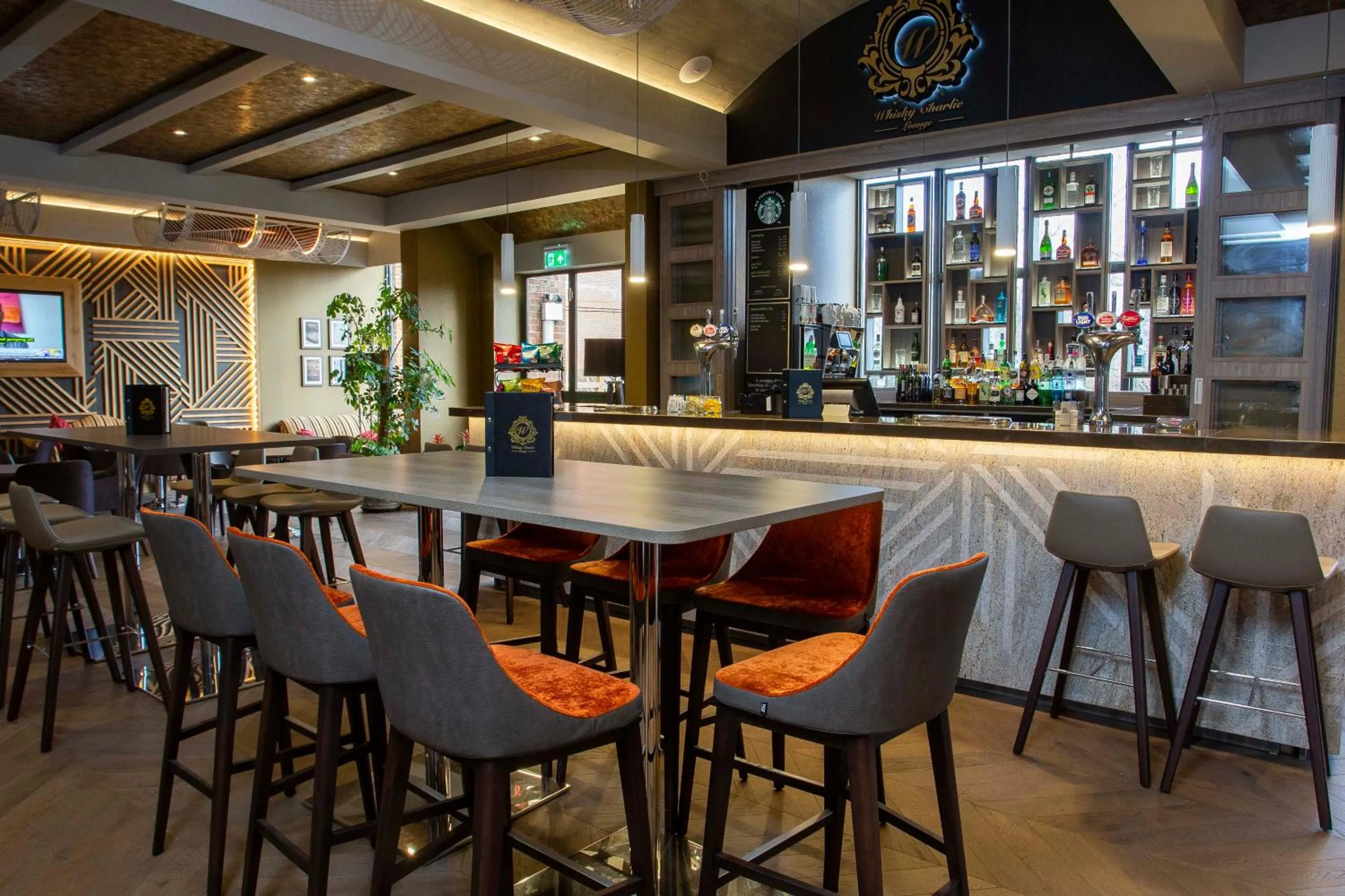 Restaurant/places to eat in Best Western Plus Moat House Reading