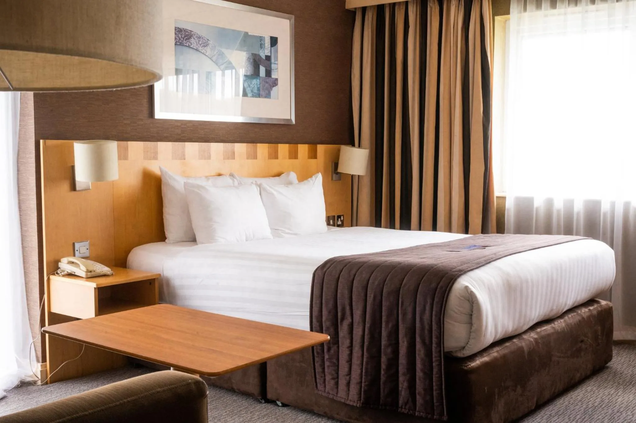 Photo of the whole room, Bed in Holiday Inn A55 Chester West by IHG