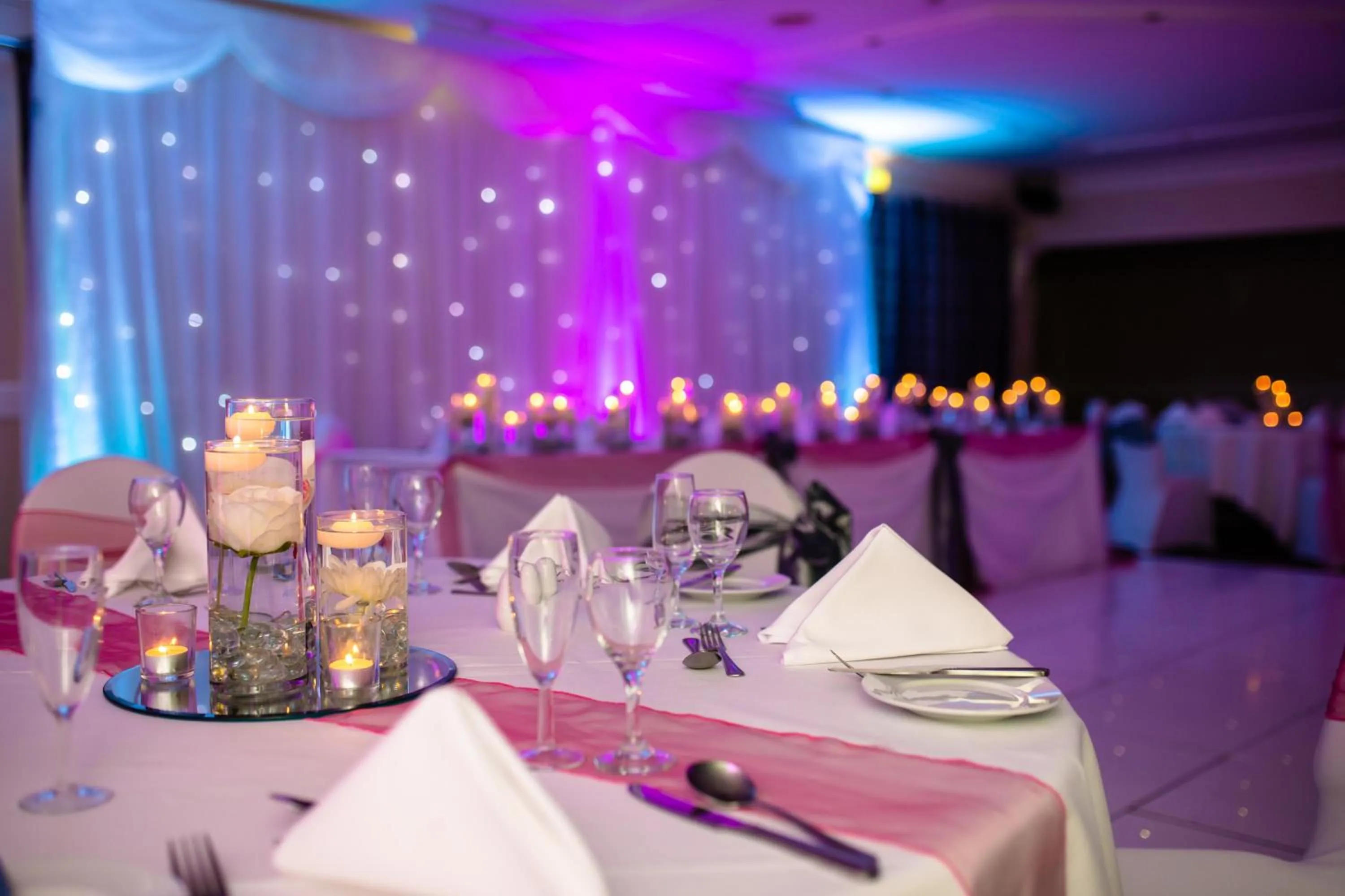 Meeting/conference room in Holiday Inn A55 Chester West by IHG