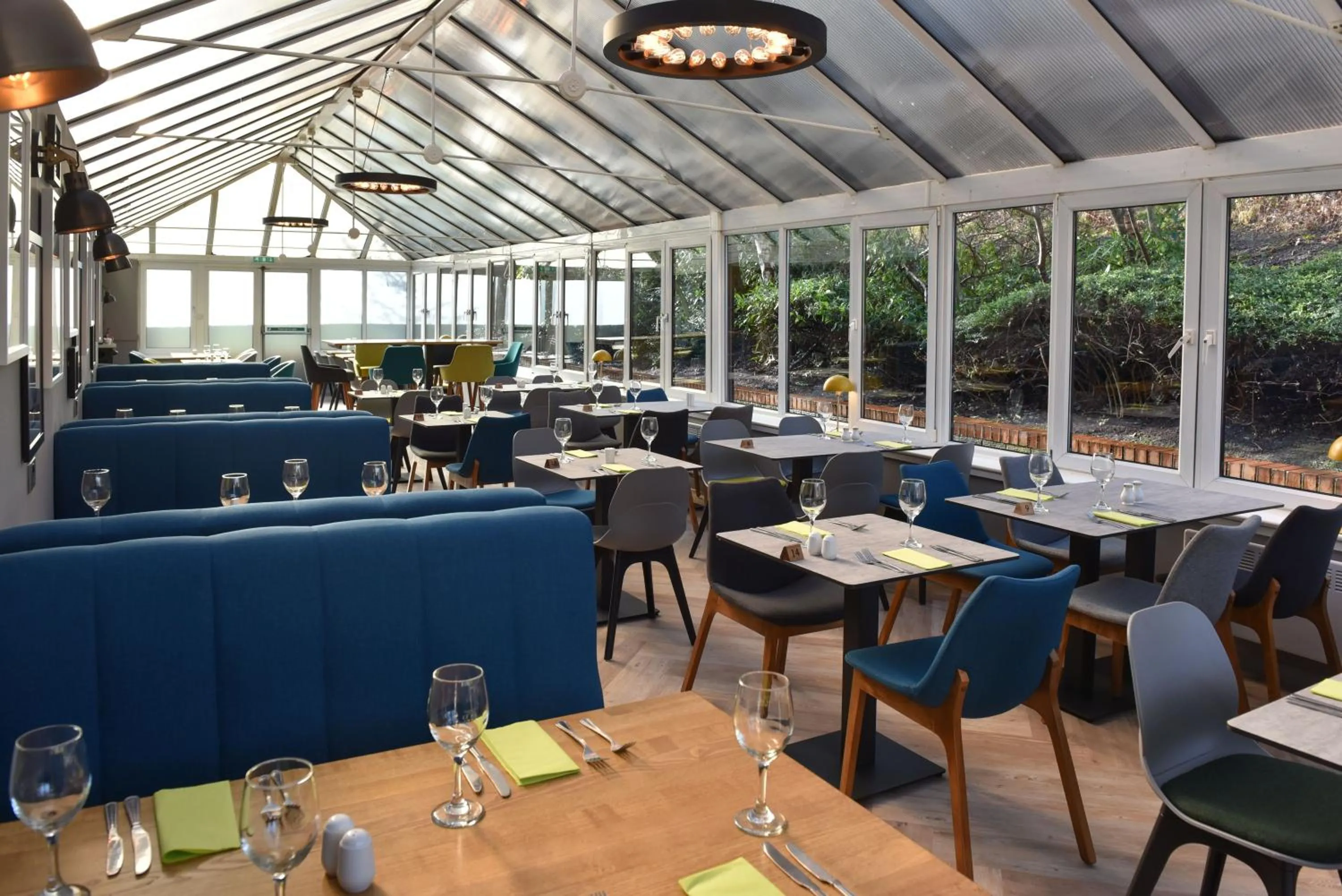 Restaurant/places to eat in Holiday Inn A55 Chester West by IHG