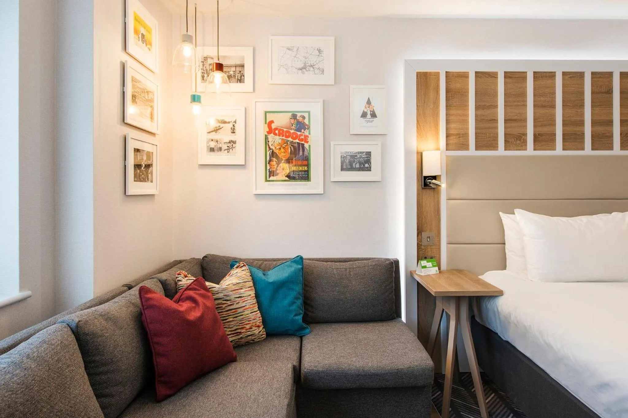 Photo of the whole room, Bed in Holiday Inn London-Shepperton by IHG