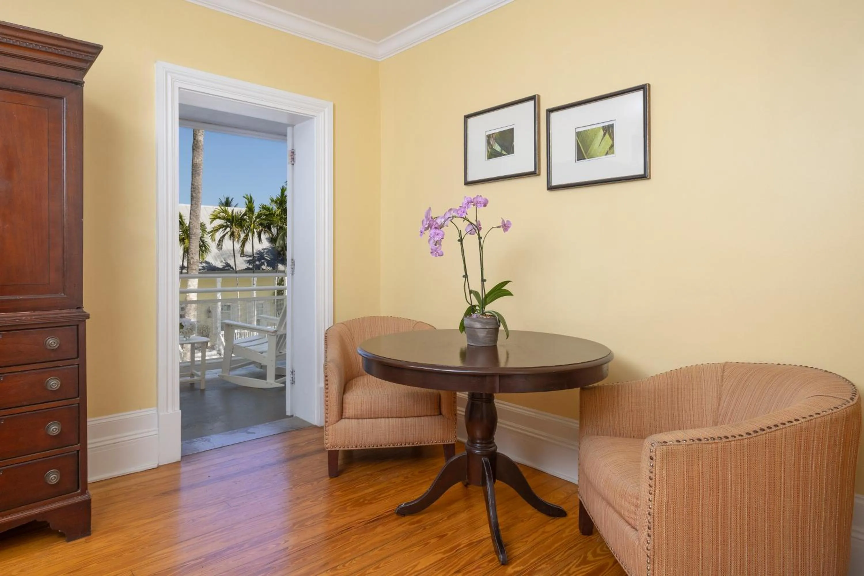 Seating area in Weatherstation Inn Circa 1911