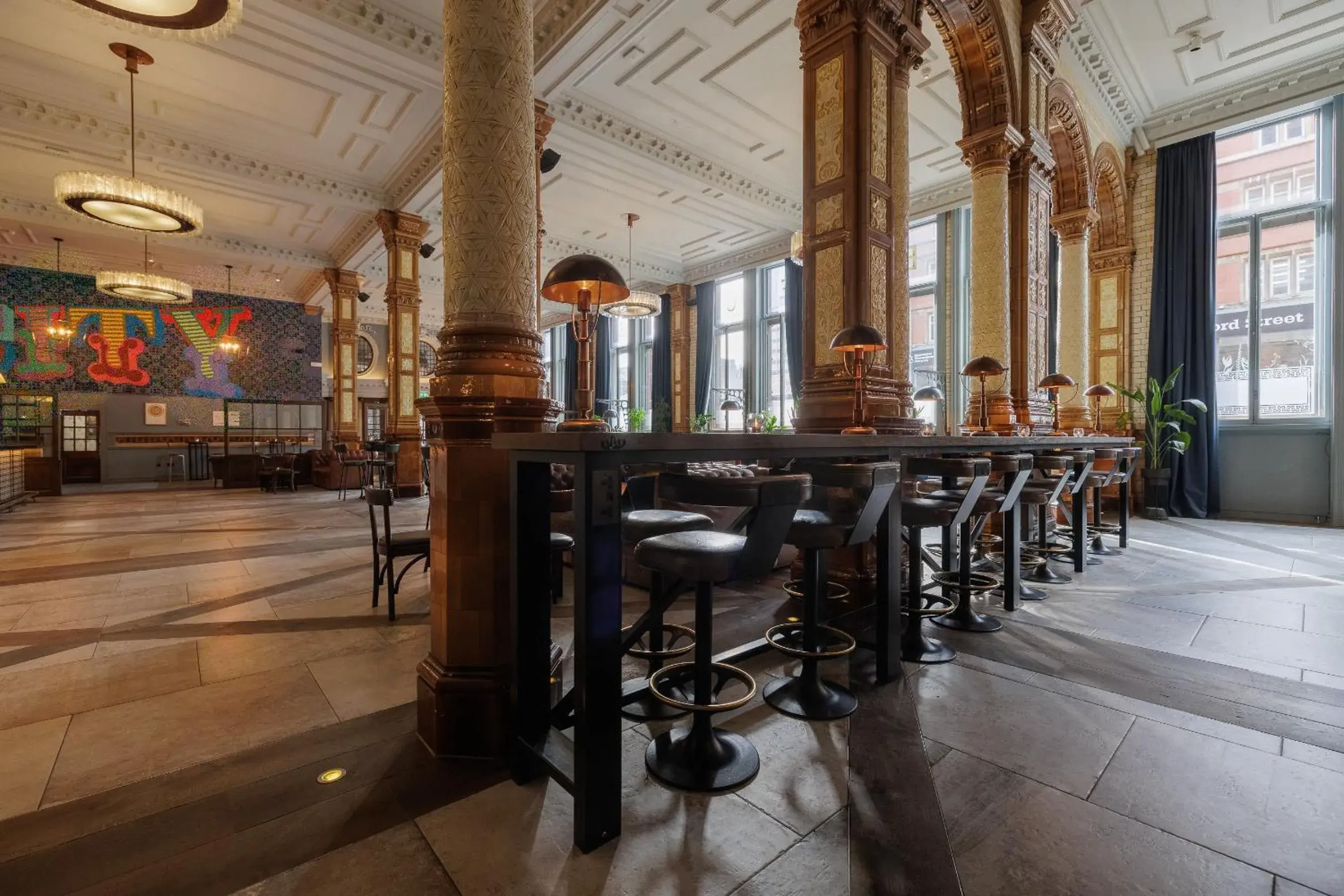 Lounge or bar in Kimpton Clocktower by IHG Lounge or bar in Kimpton Clocktower by IHG