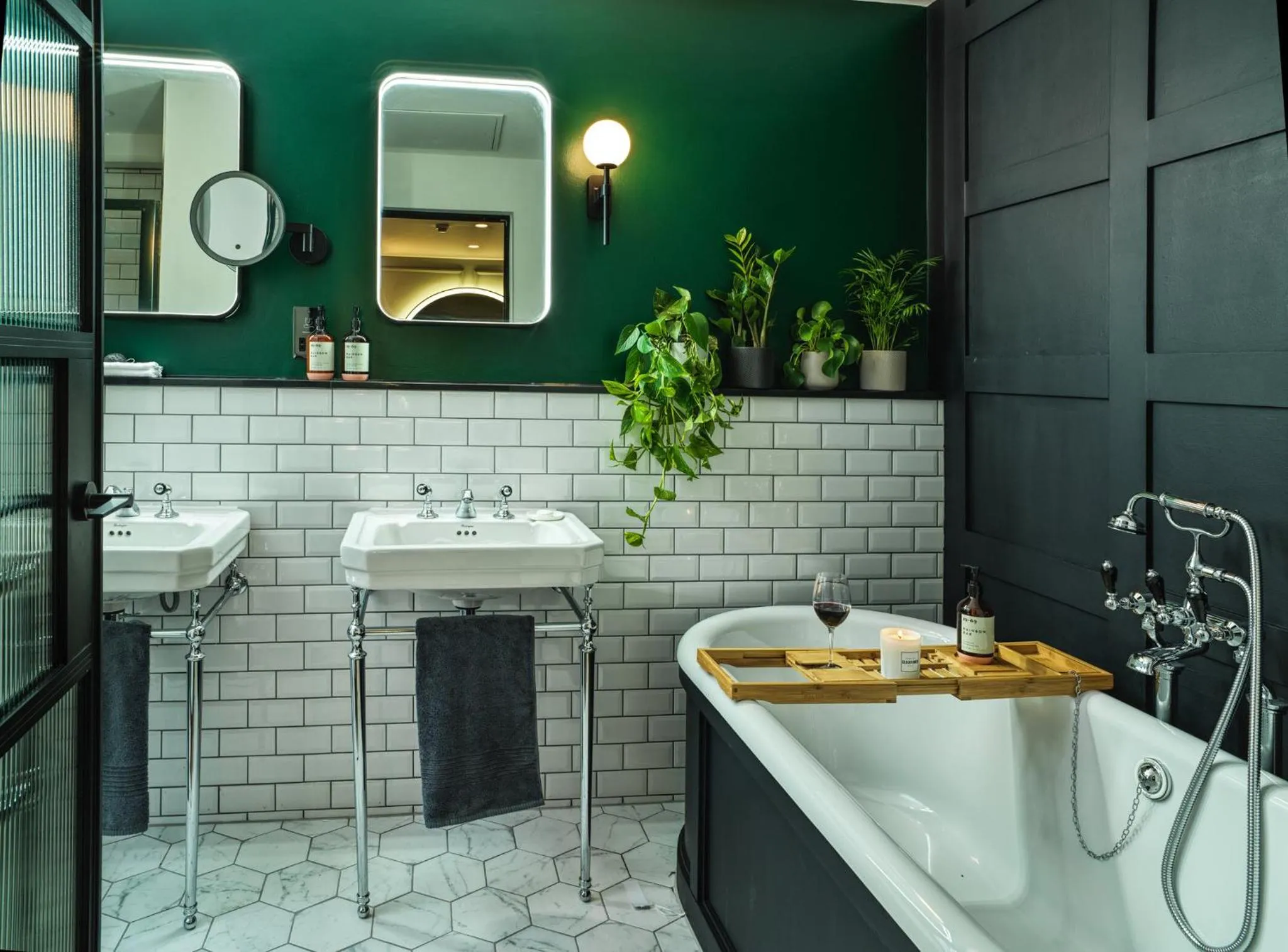 Bathroom in Kimpton Clocktower by IHG