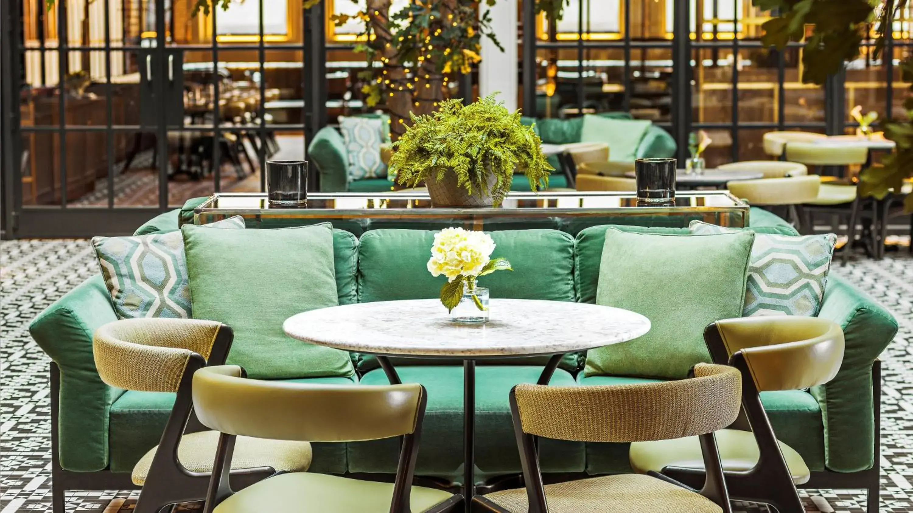 Lounge or bar in Kimpton Clocktower by IHG Lounge or bar in Kimpton Clocktower by IHG