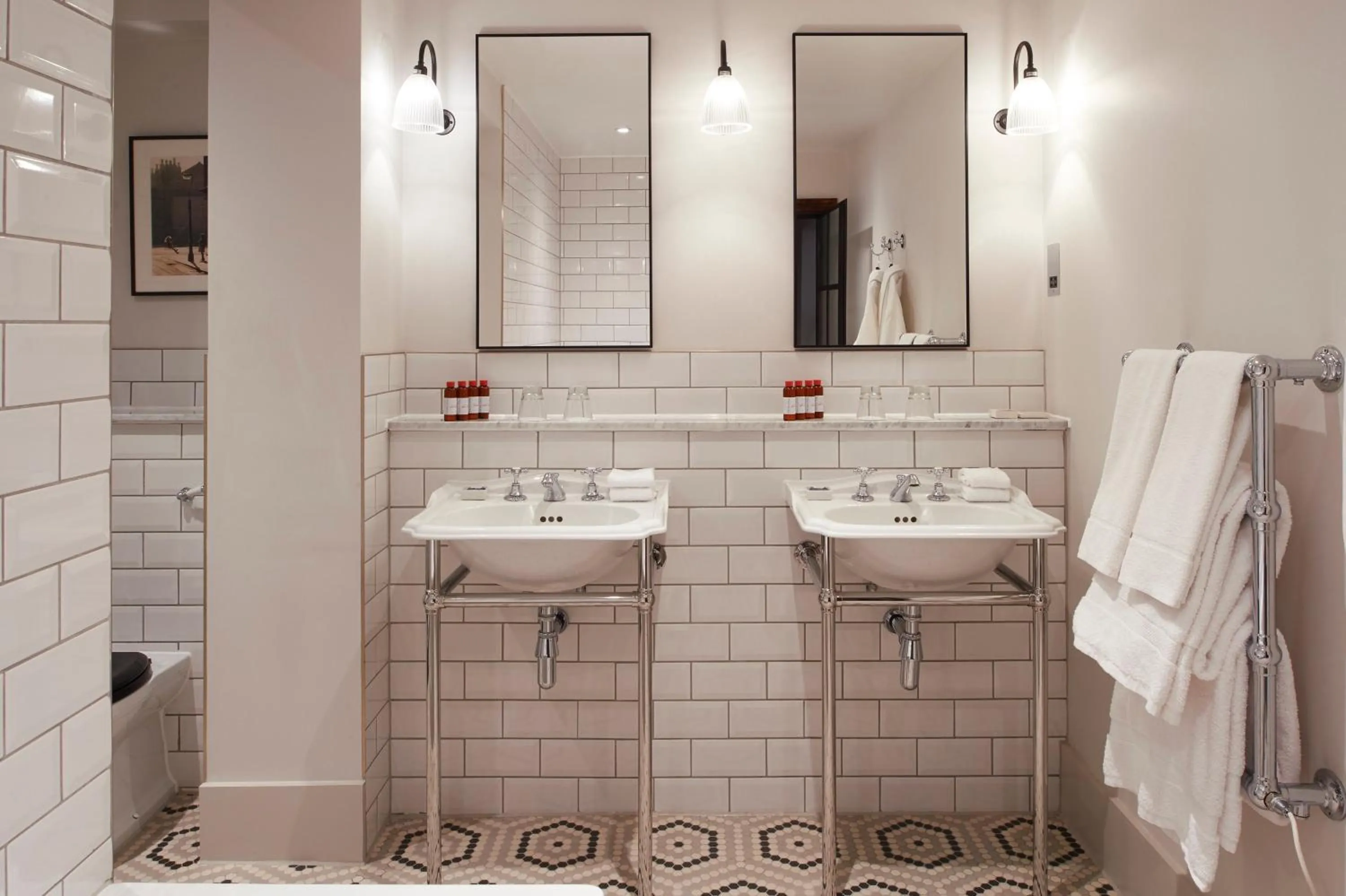 Bathroom in Kimpton Clocktower by IHG