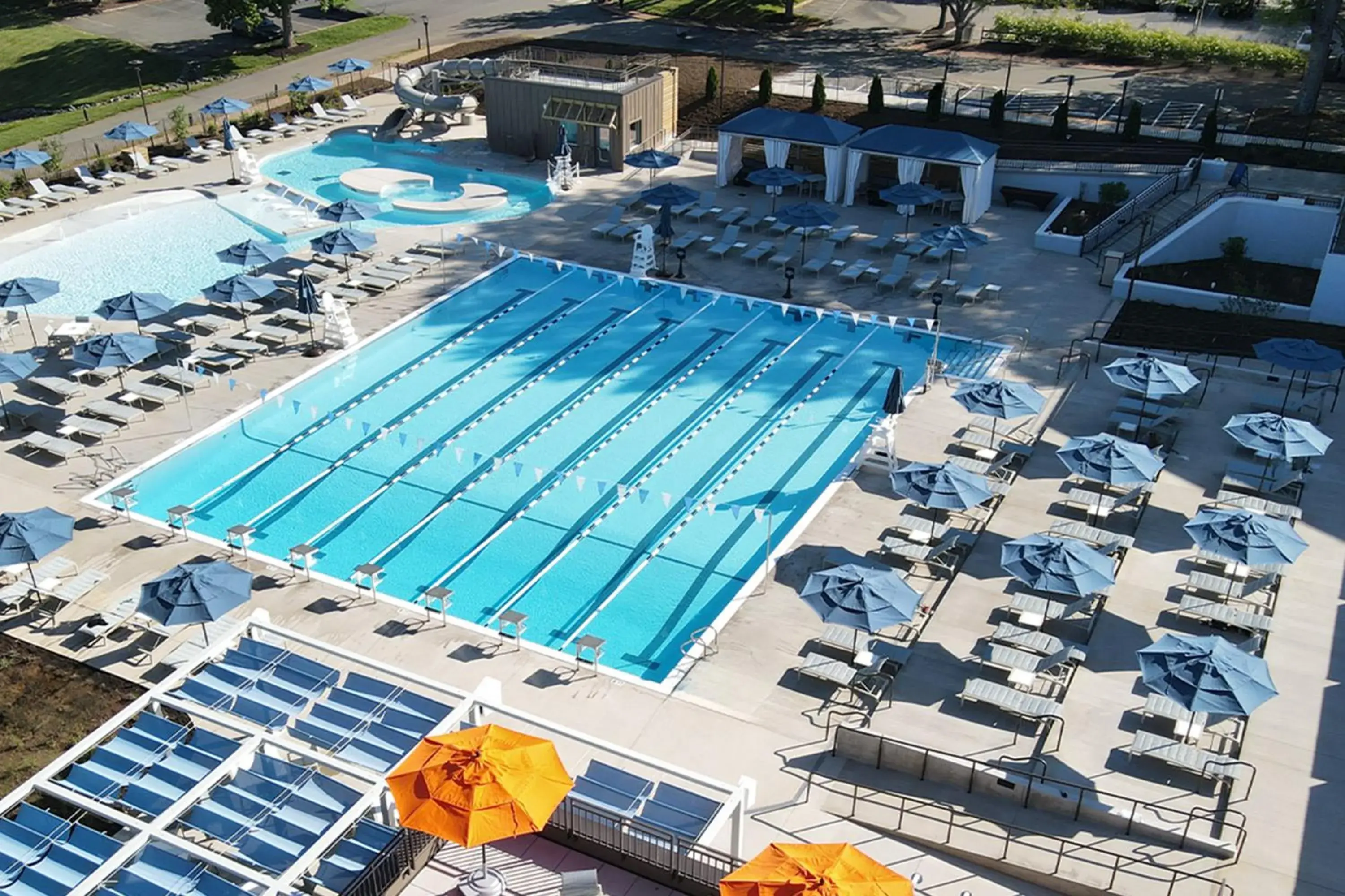 Swimming pool in Boar's Head Resort Swimming pool in Boar's Head Resort