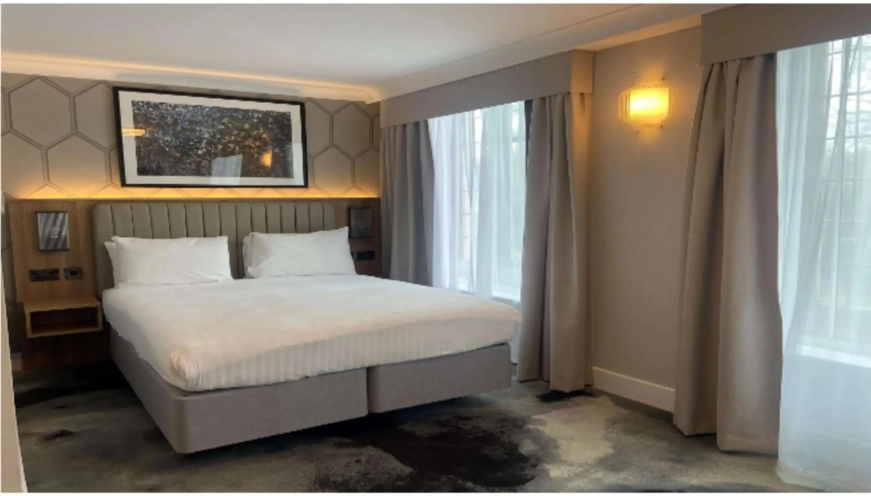 Bedroom, Bed in London Chigwell Prince Regent Hotel, BW Signature Collection Bedroom, Bed in London Chigwell Prince Regent Hotel, BW Signature Collection