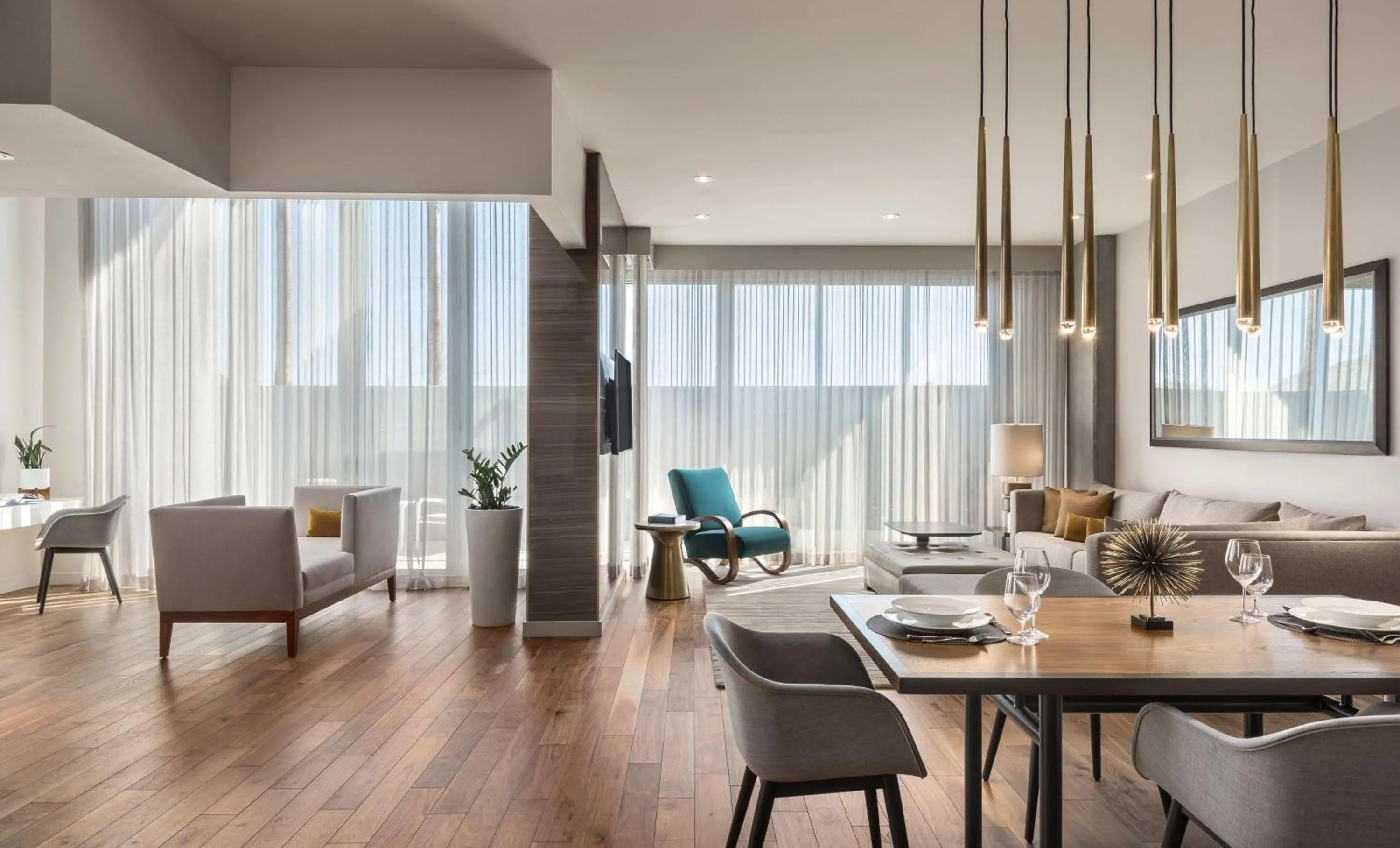 Photo of the whole room in Mountain Shadows Resort Scottsdale