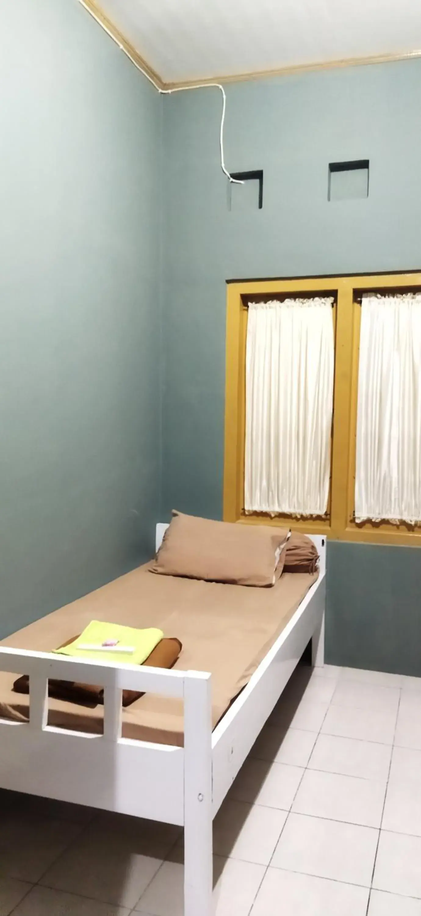 Bed in 6-Bed Mixed Dormitory Room in Venezia Homestay and Garden Bed in 6-Bed Mixed Dormitory Room in Venezia Homestay and Garden