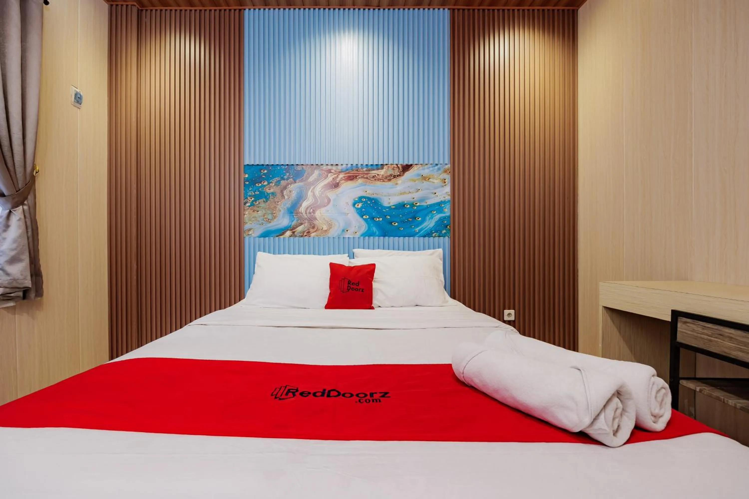 Bedroom, Bed in RedDoorz near Exit Toll Bogor