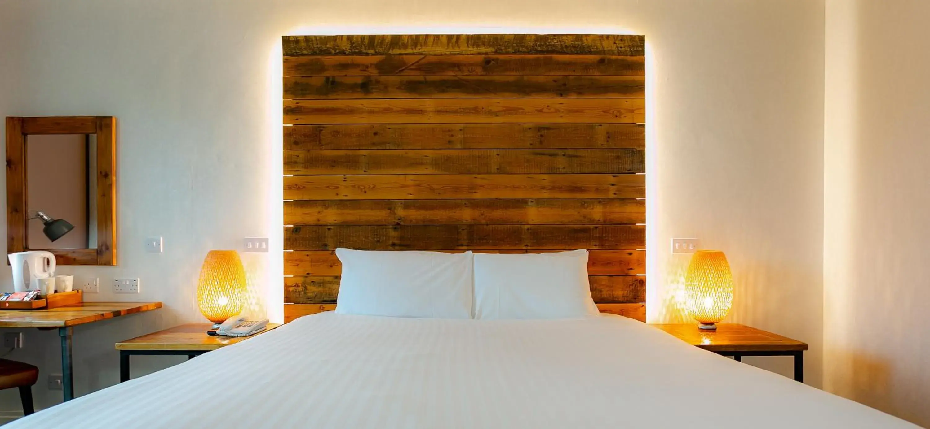 Bed in Cedar Court Bradford Hotel Bed in Cedar Court Bradford Hotel