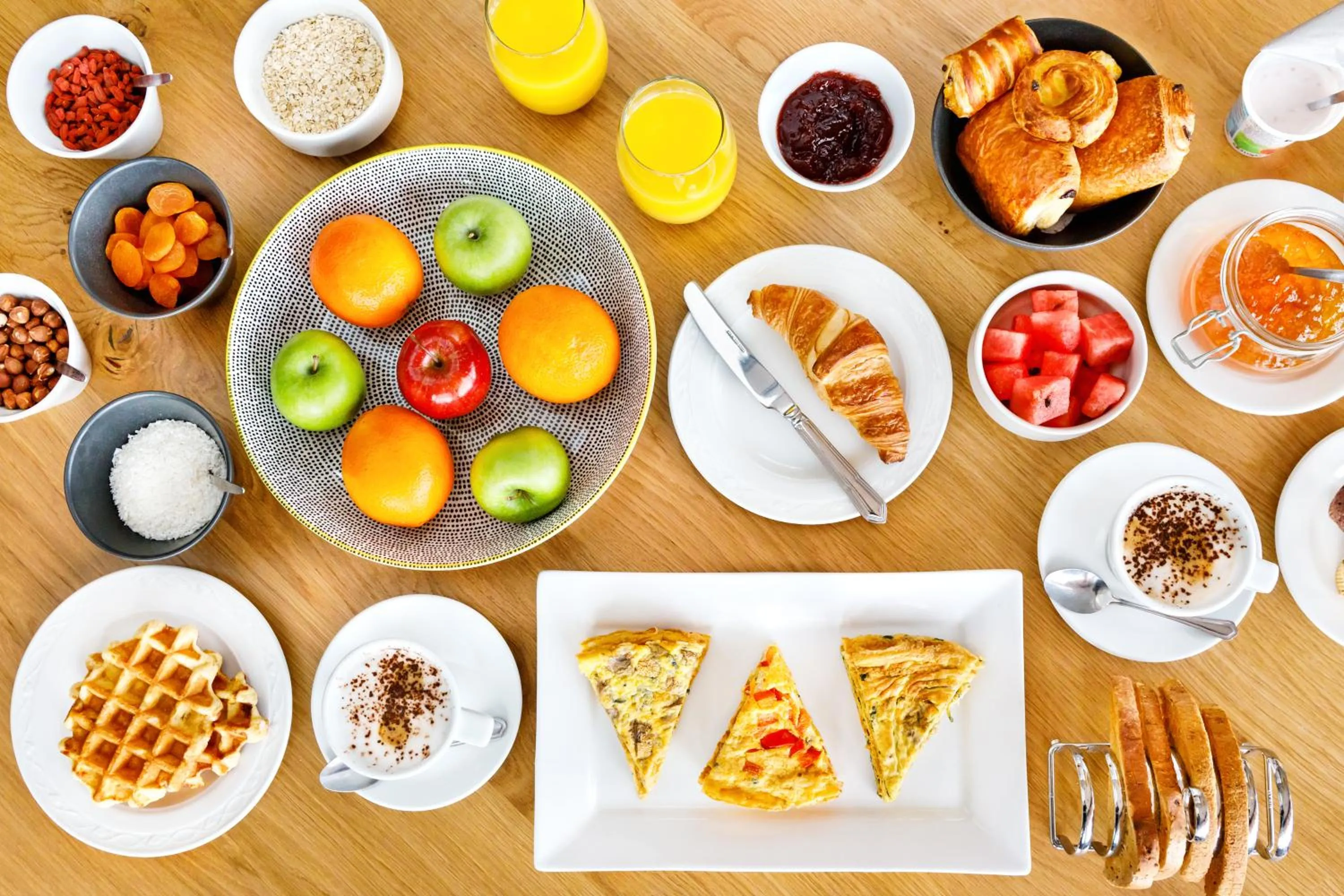 Continental breakfast in Cedar Court Bradford Hotel