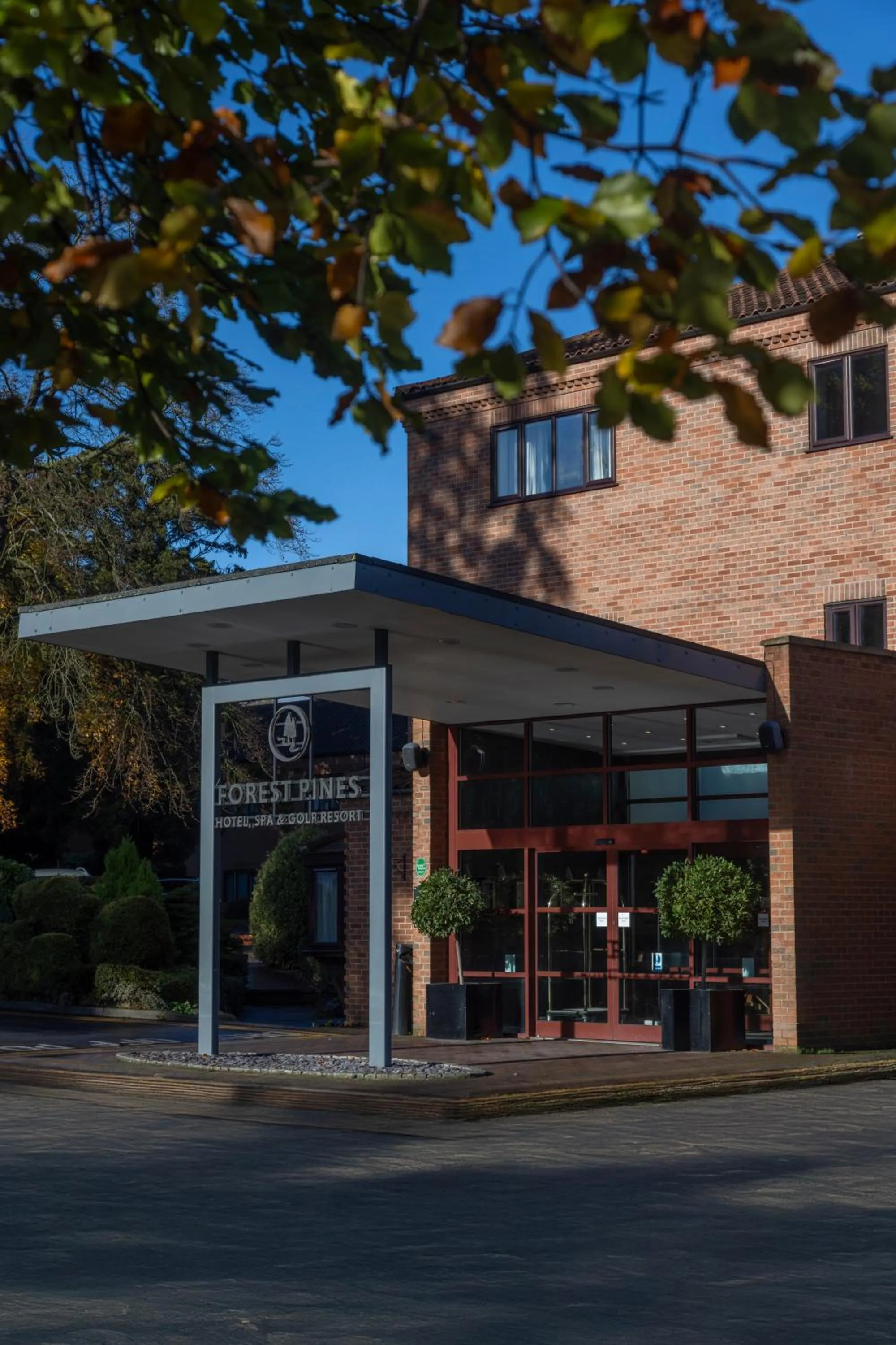 Facade/entrance in Forest Pines Hotel, Spa & Golf Resort