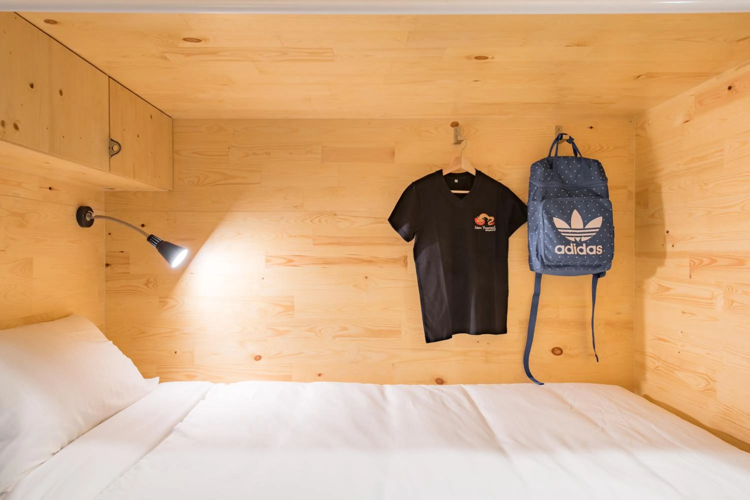 Photo of the whole room in Norn Yaowarat Hotel