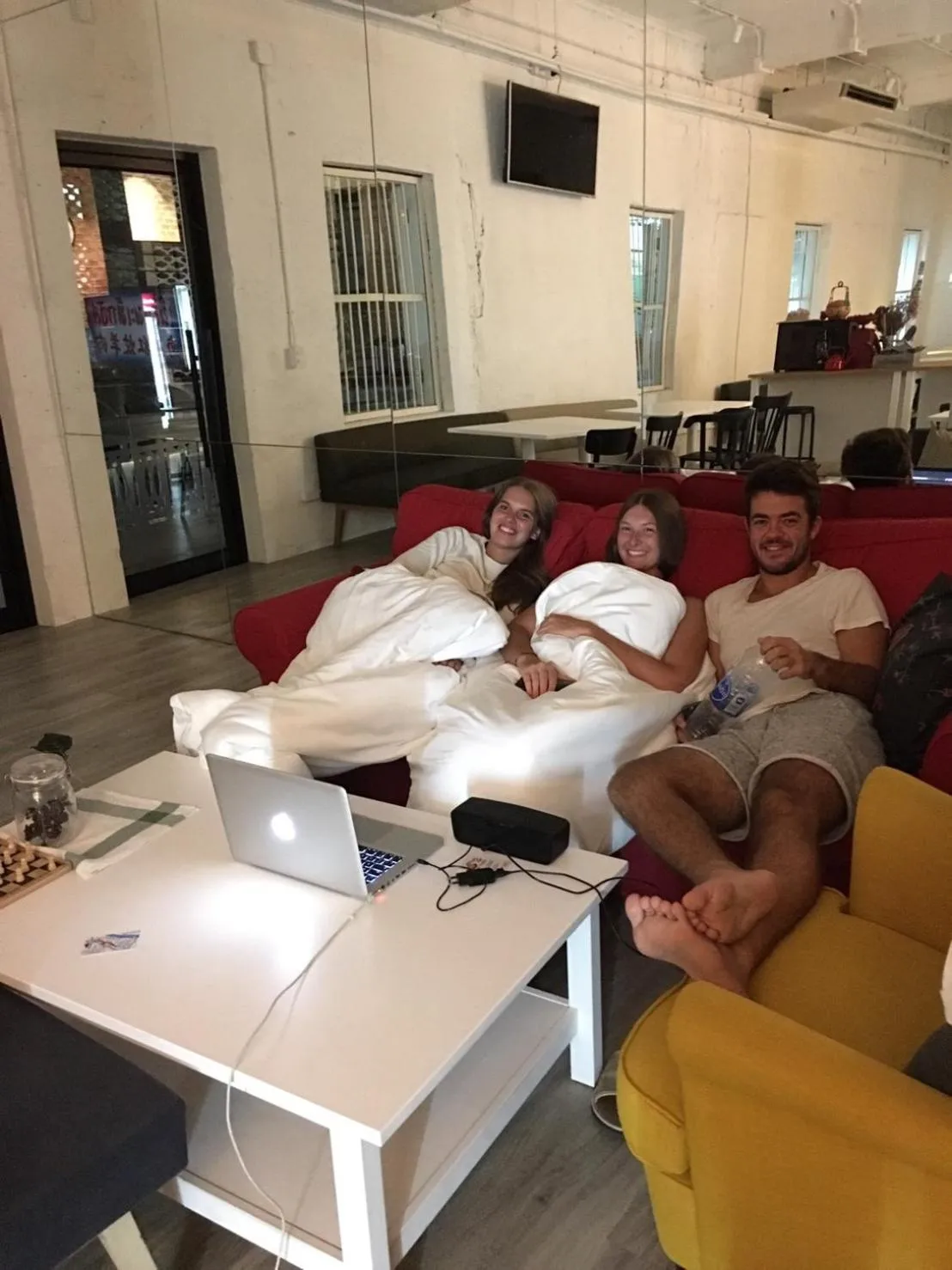 Bed in Norn Yaowarat Hotel