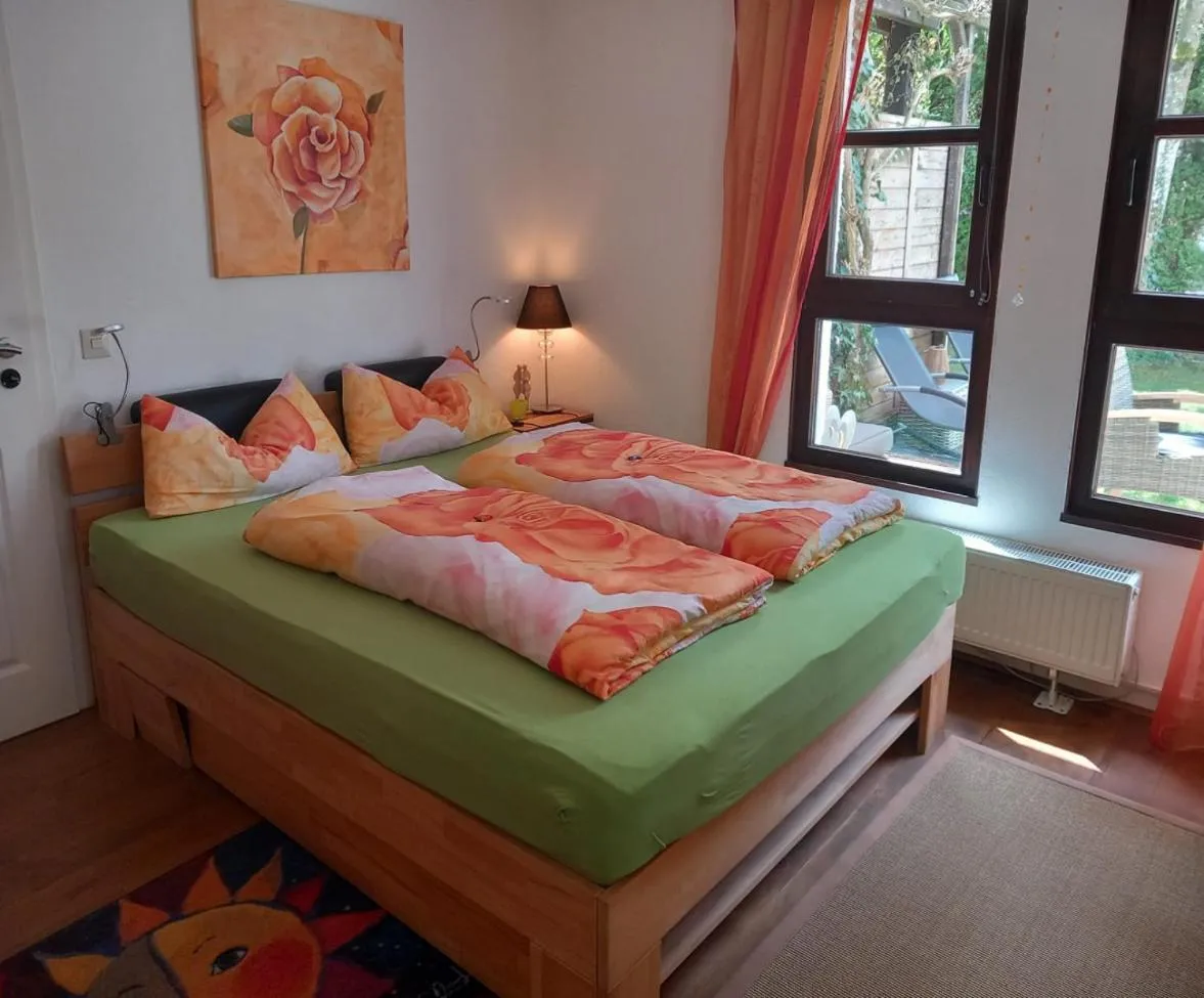 Photo of the whole room, Bed in Wohlfühlhaus Immenstaad