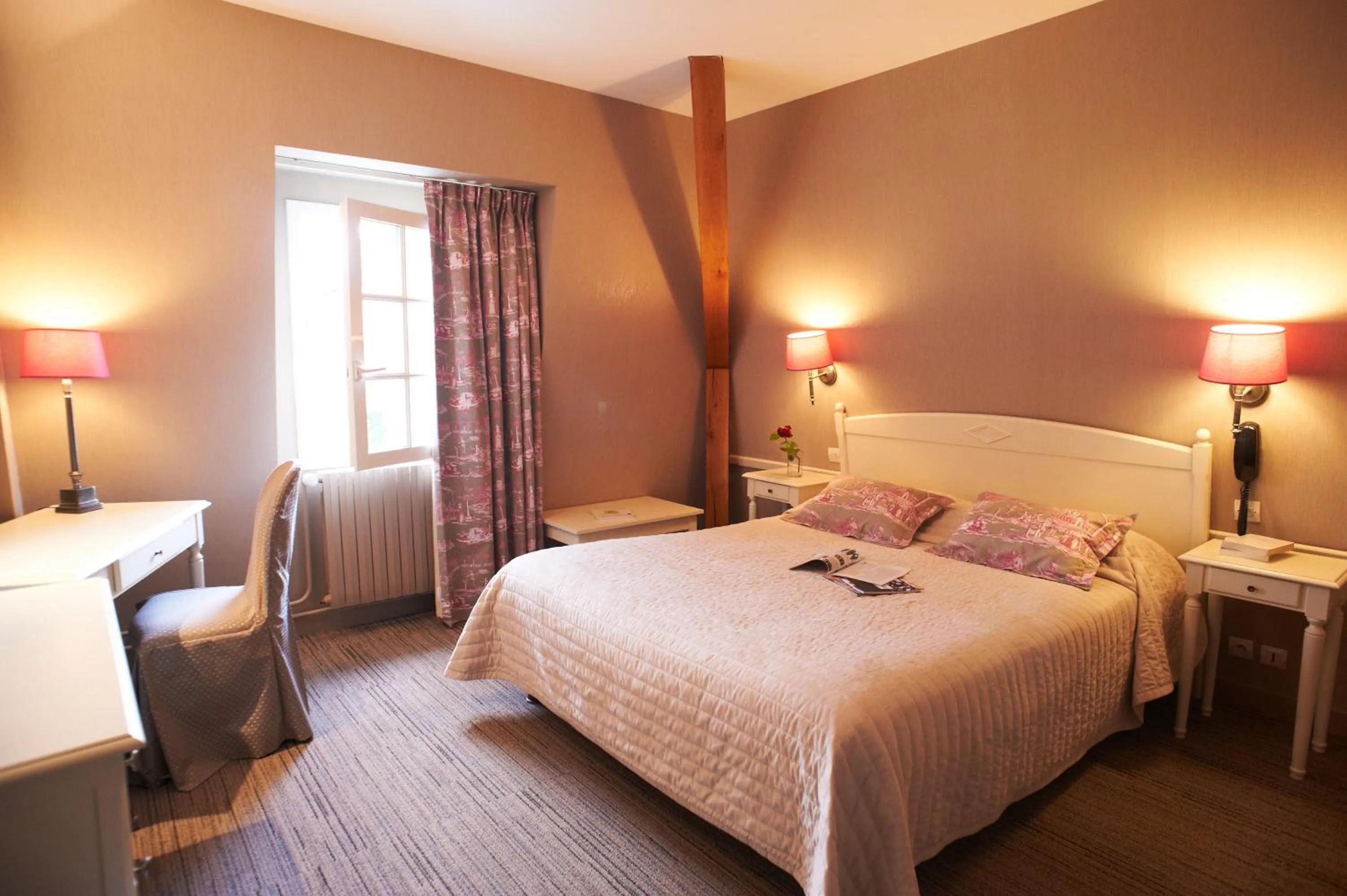 Bathroom in Hotel Spa Le Relais Du Bellay