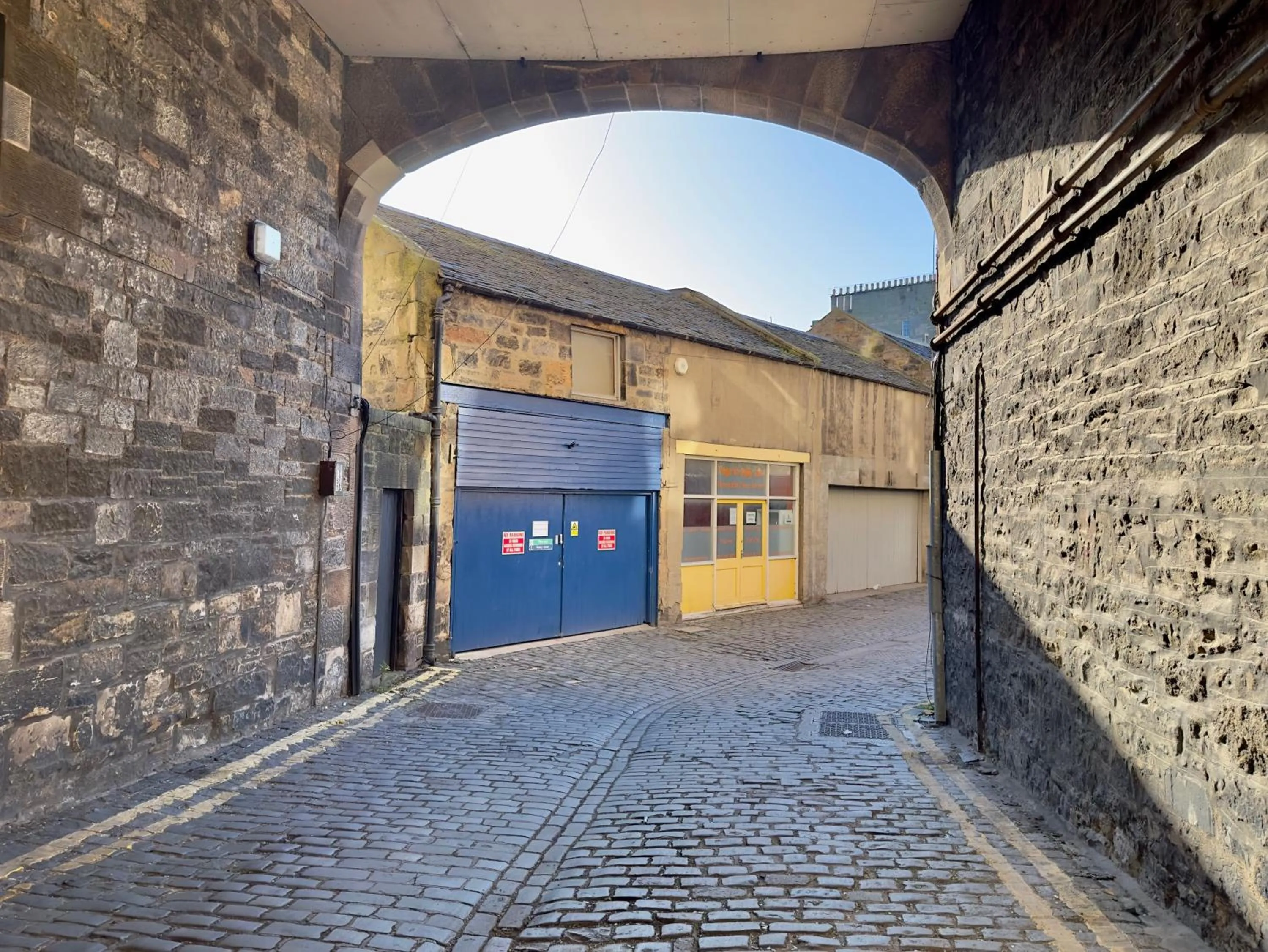 Parking in Cairn Hotel & Apartments