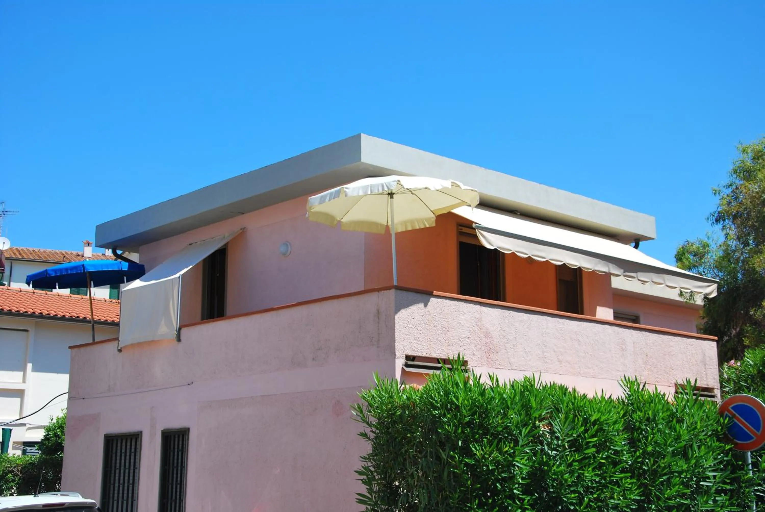 Balcony/Terrace in Appartamenti Camelia e Gabry - Zona mare con posti auto e terrazze