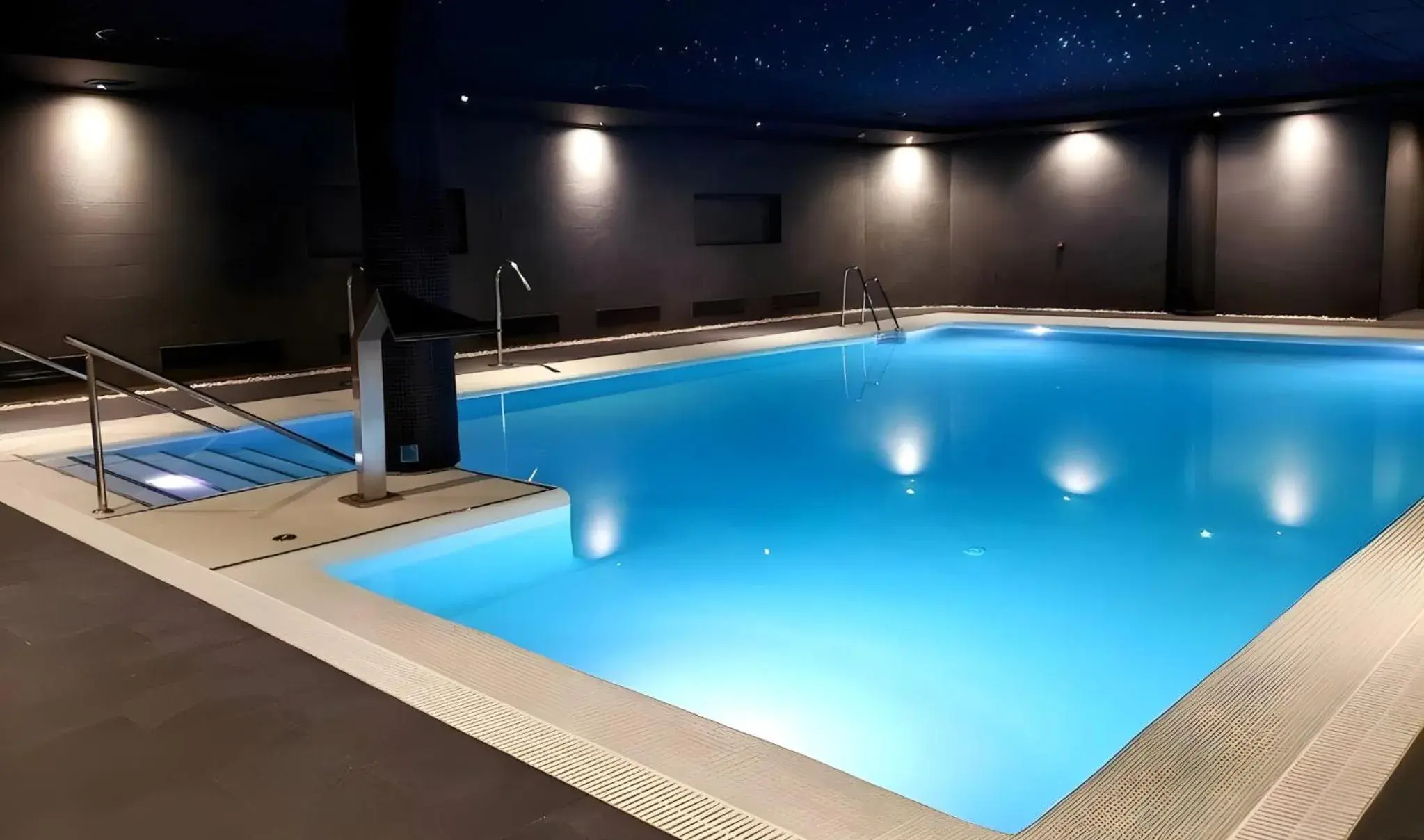 Swimming pool in Bakour Oh Nice Costa del Sol Swimming pool in Bakour Oh Nice Costa del Sol