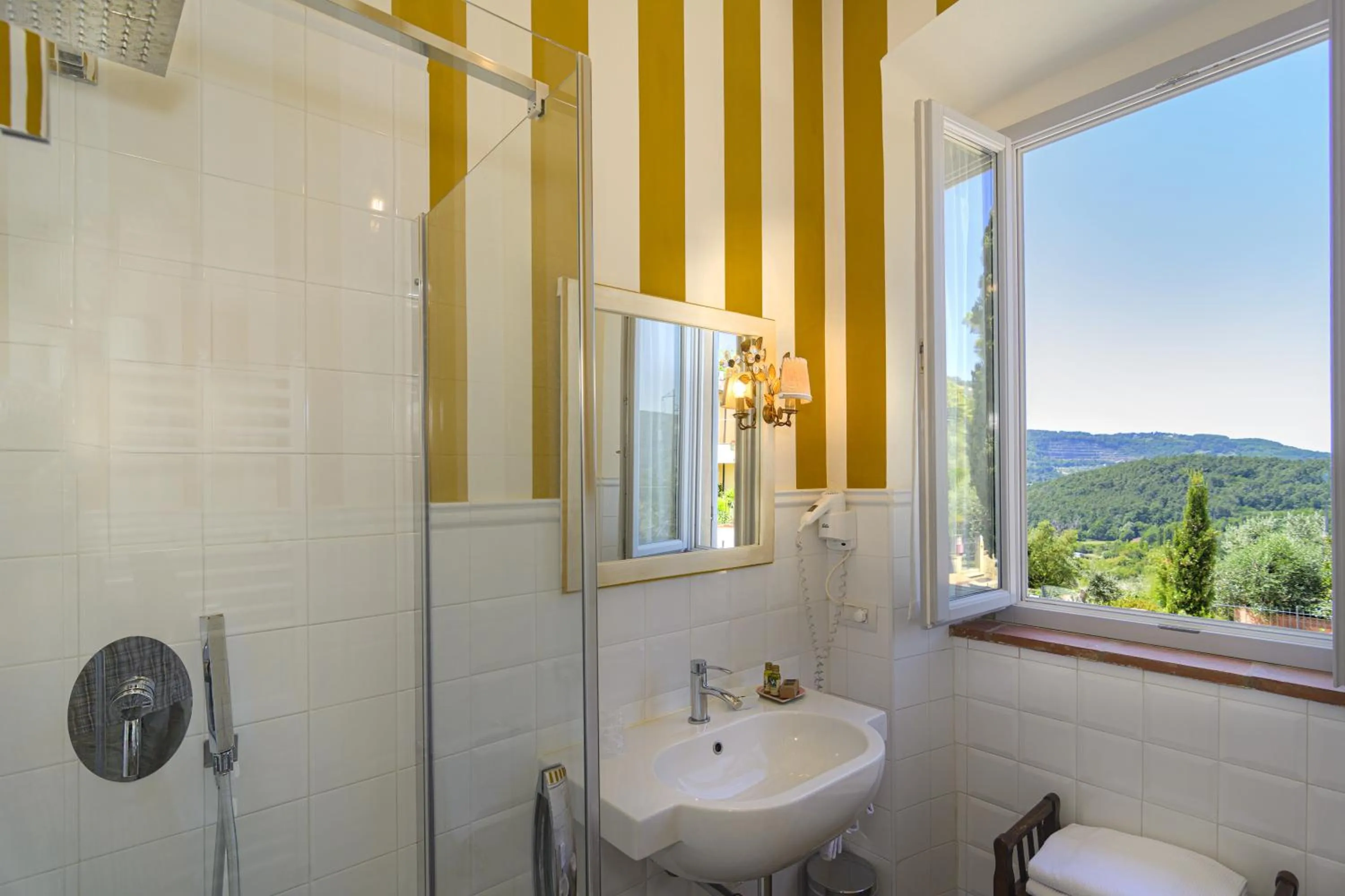 Bathroom in Villa Agnolaccio Residenza d'Epoca