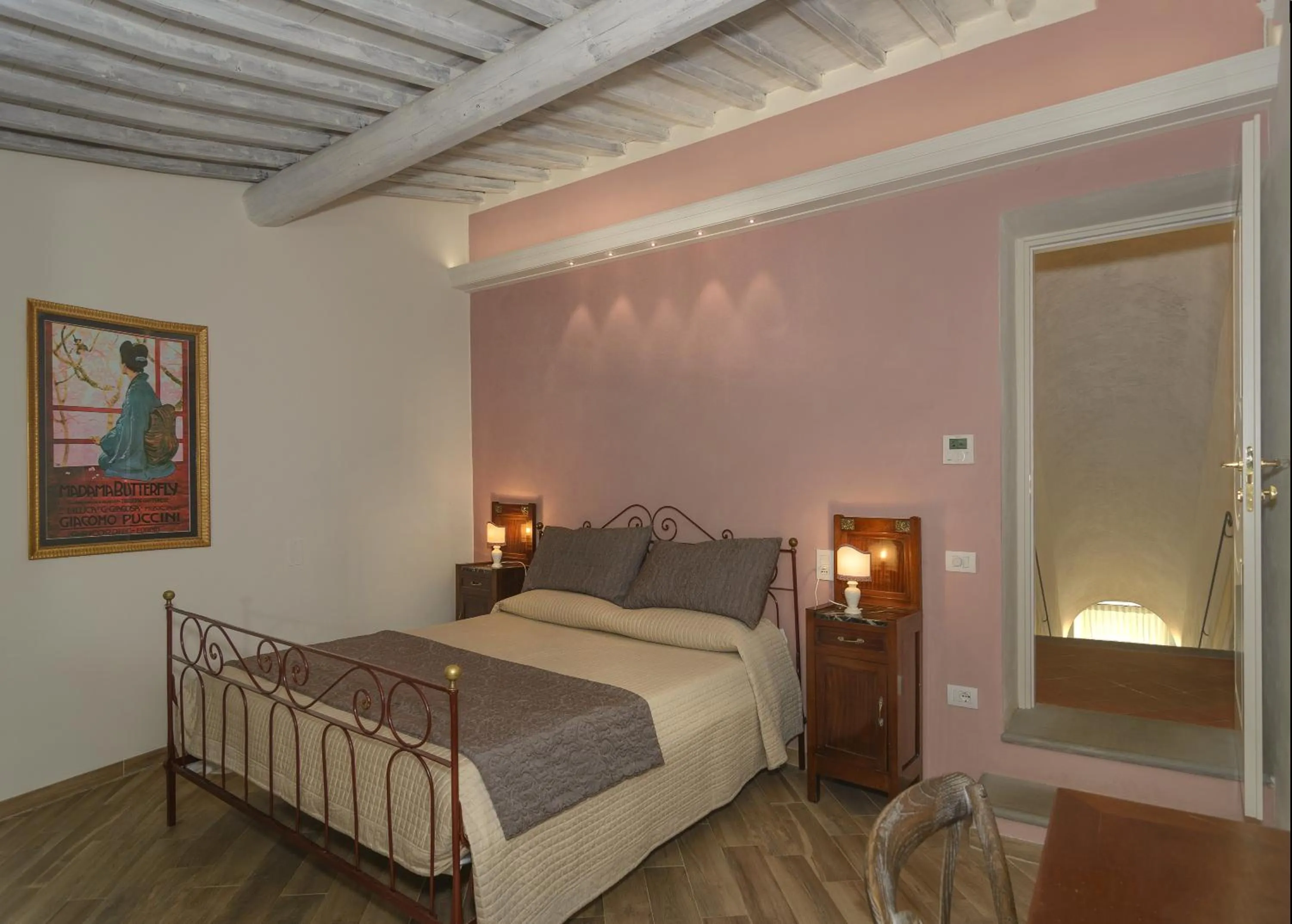 Photo of the whole room, Bed in Villa Agnolaccio Residenza d'Epoca
