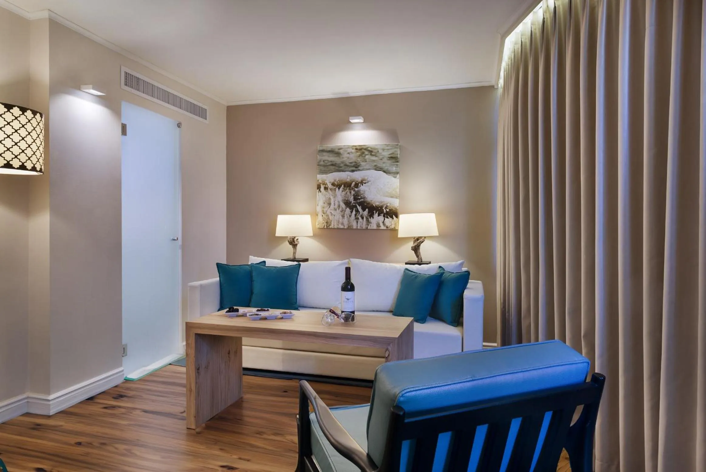 Seating area in Oasis Spa Club Dead Sea Hotel - 18 years Plus