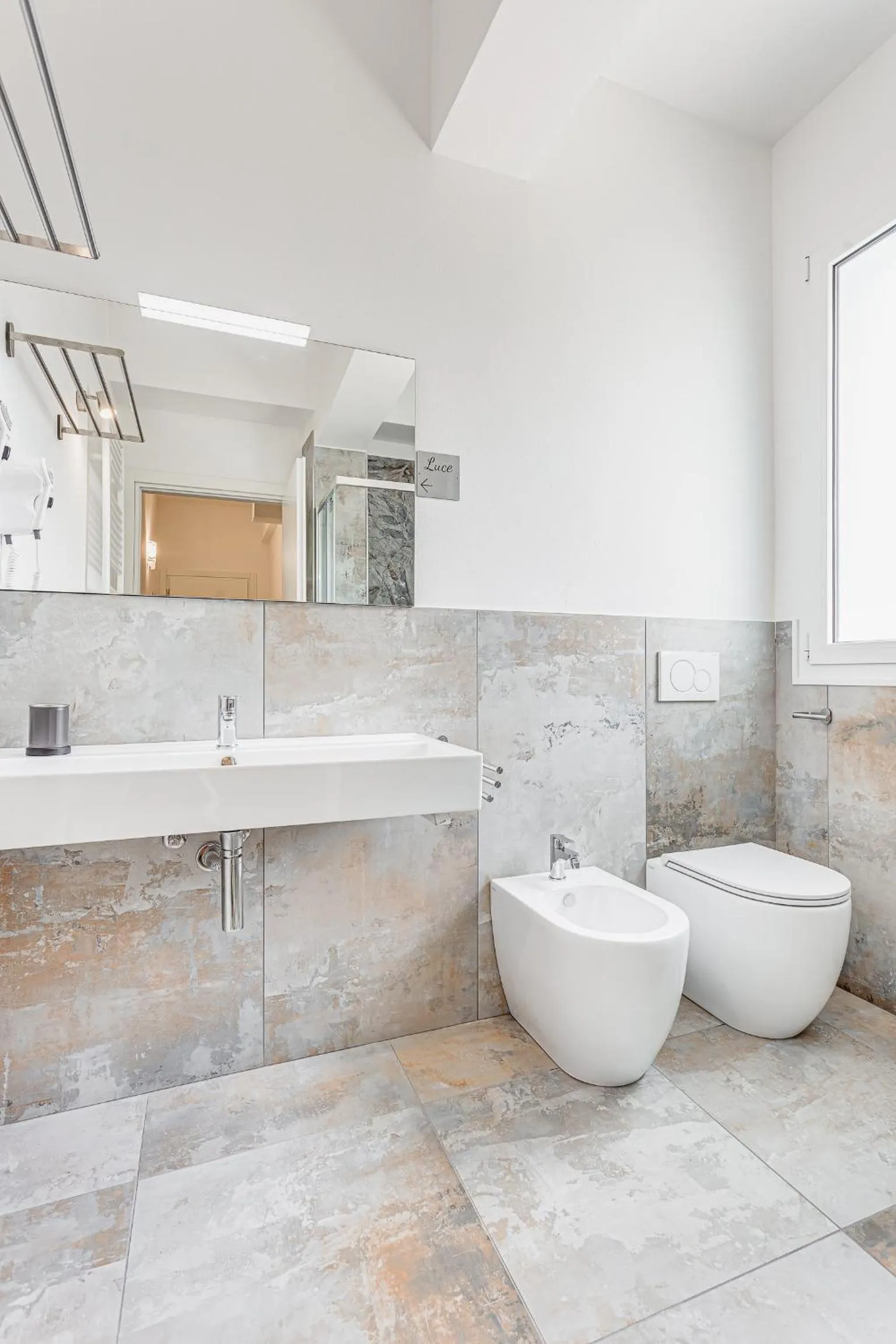 Bathroom in Hotel Belturismo