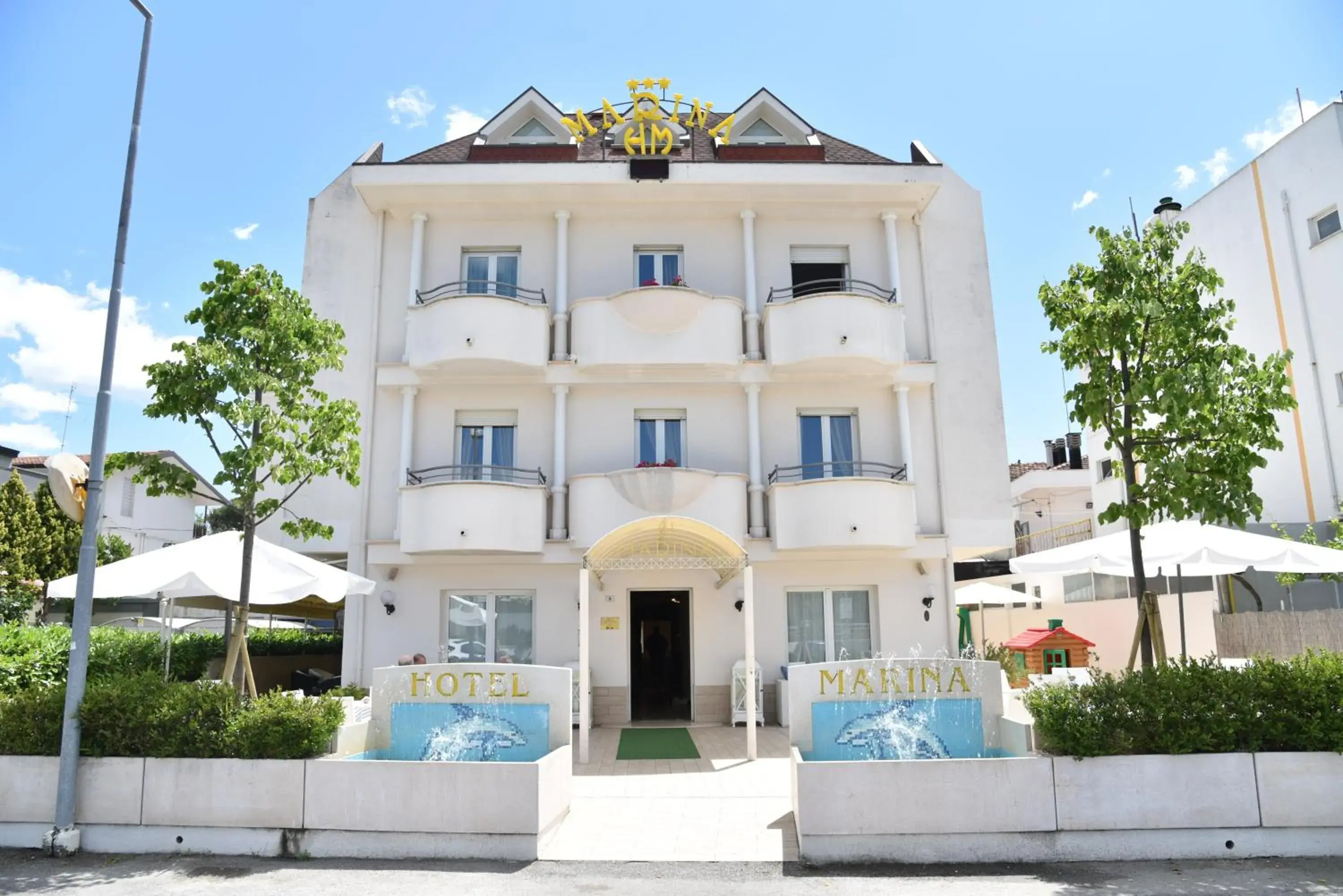 Property building in Hotel Marina Property building in Hotel Marina