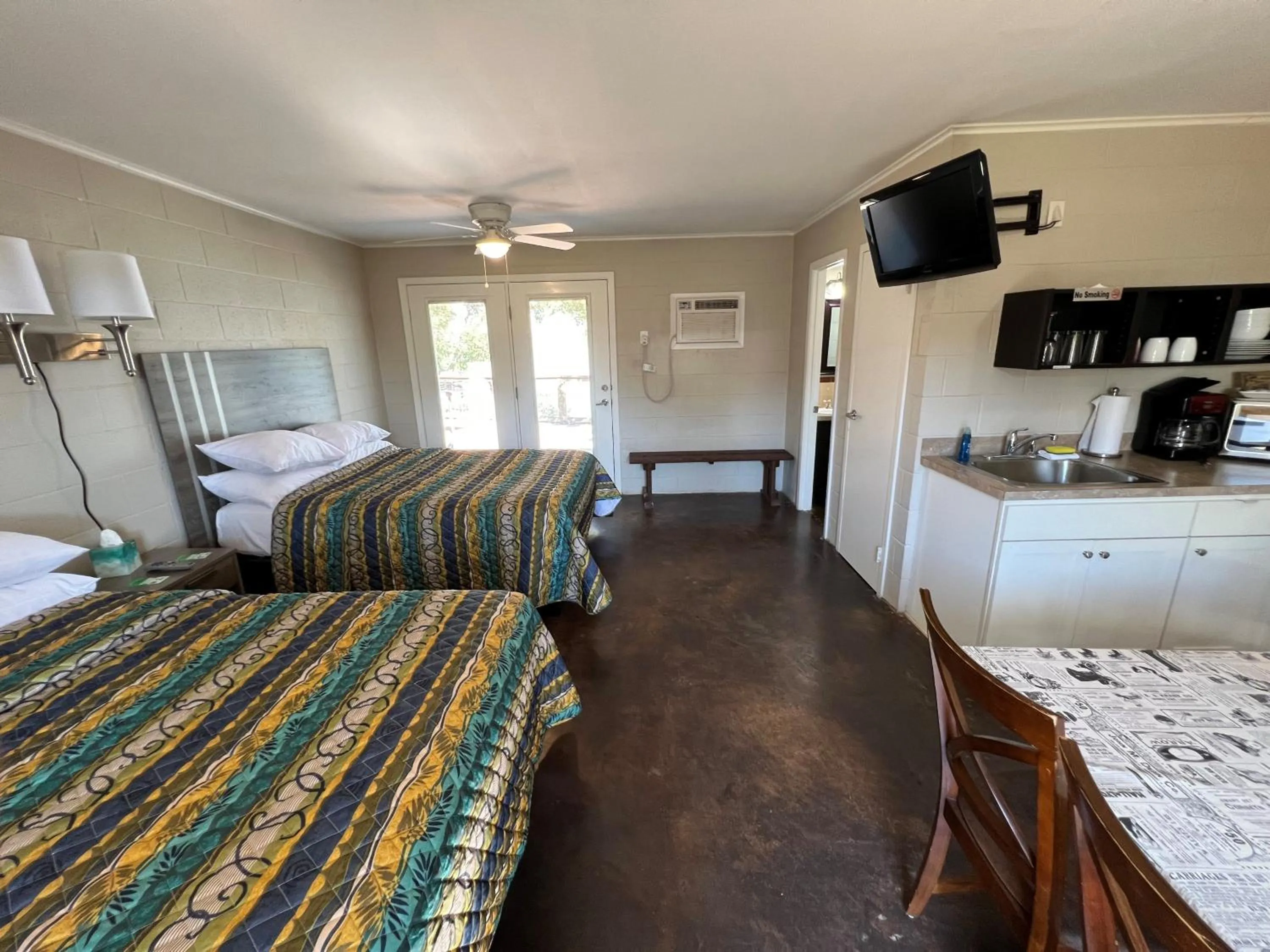 Bed in Painted Sky Inn