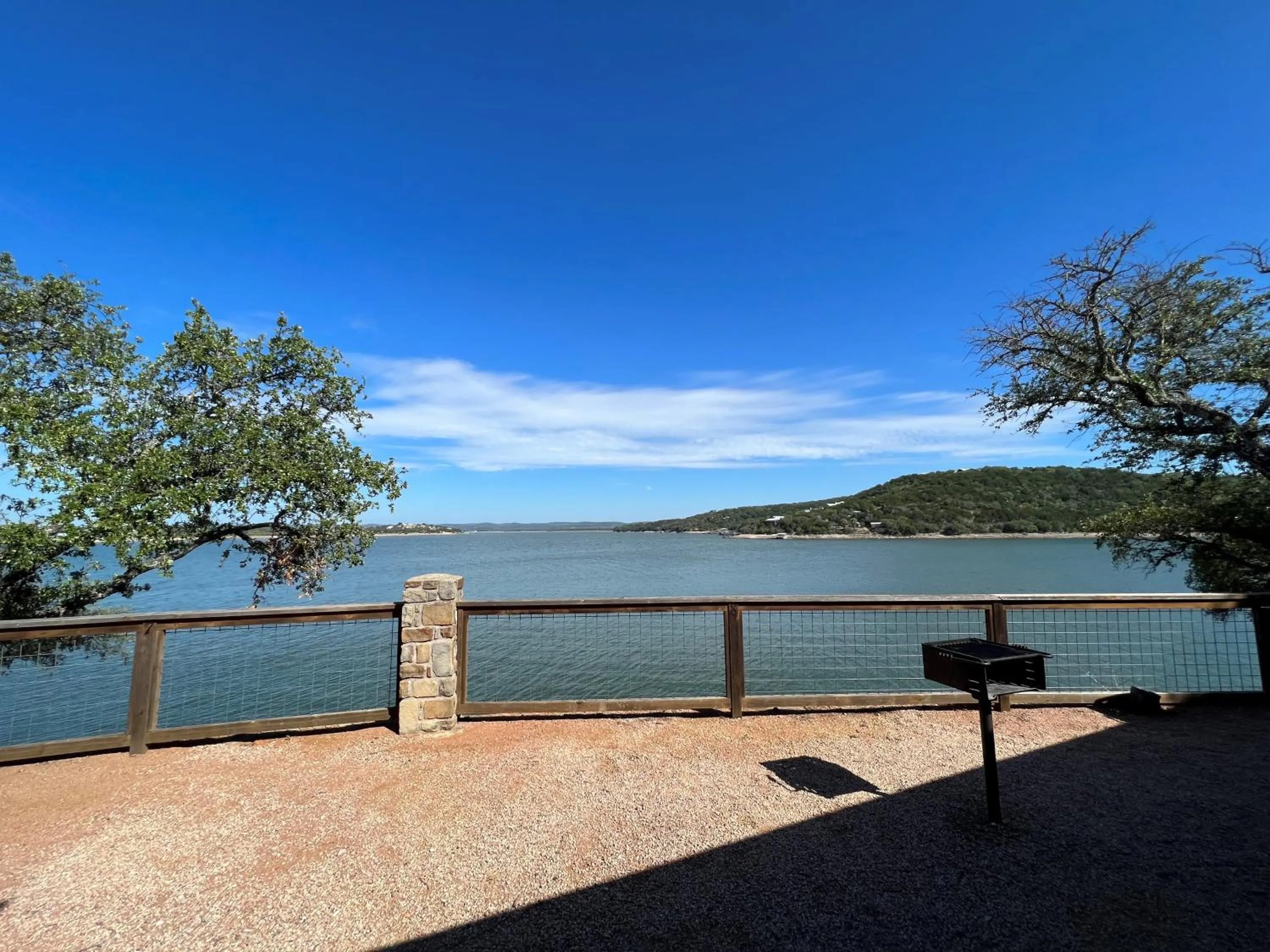 Lake view in Painted Sky Inn