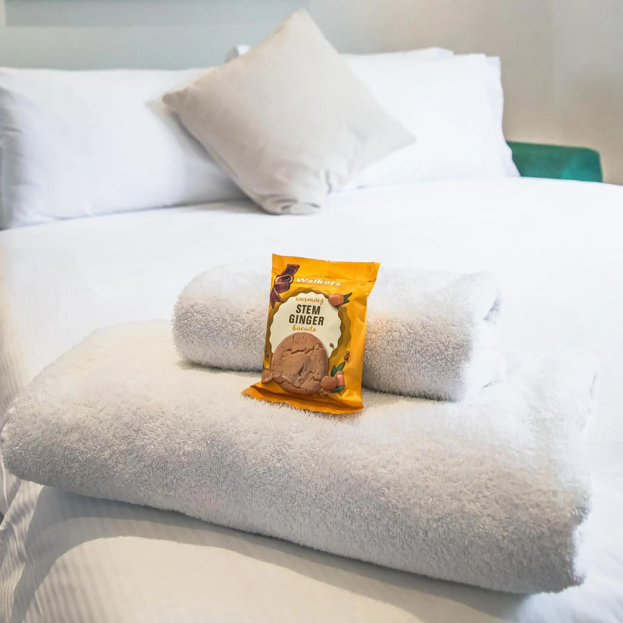 Food and drinks, Bed in County Hotel Food and drinks, Bed in County Hotel