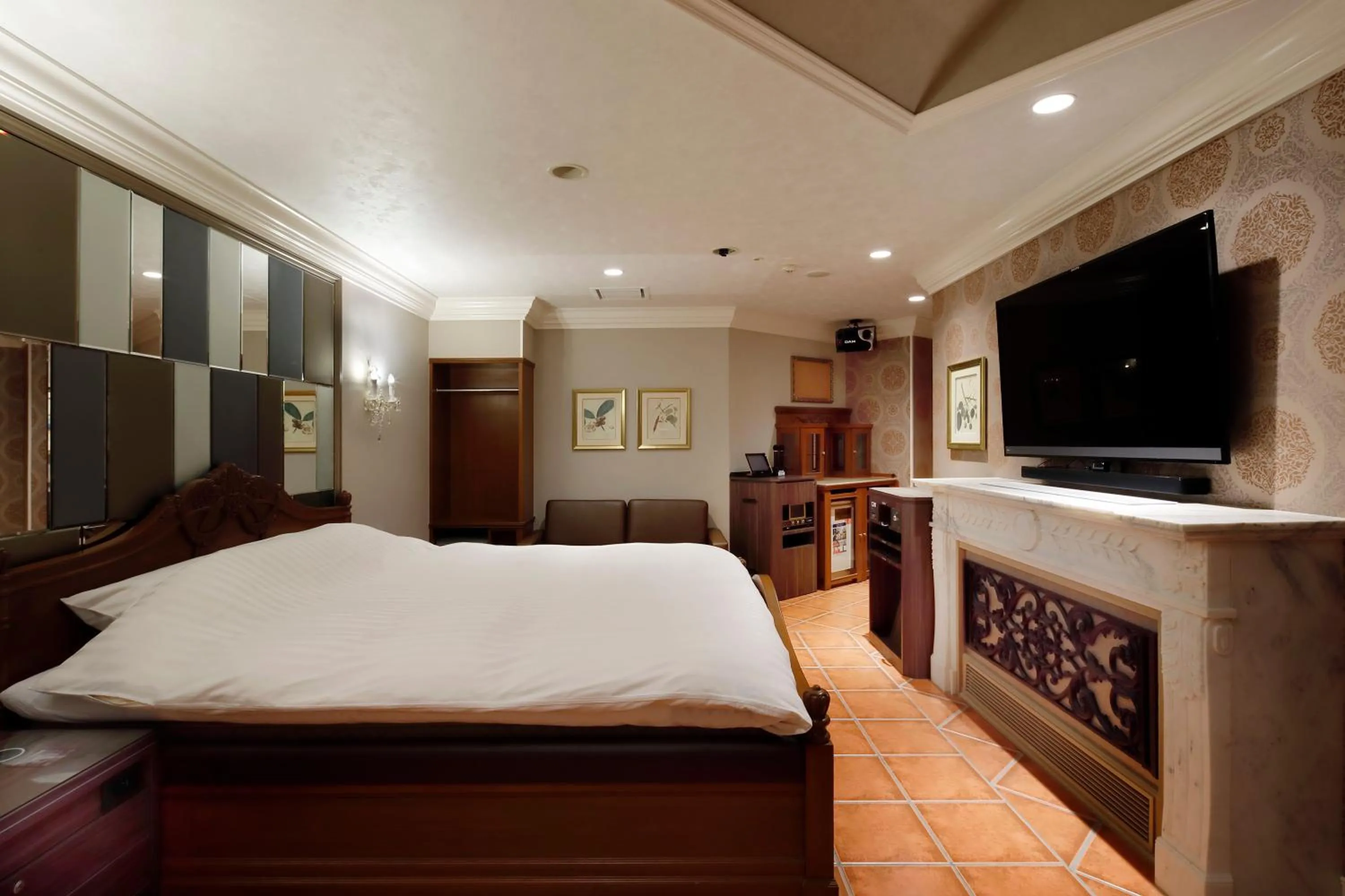 Bedroom, Bed in Hotel ValentineTogo (Adult Only)