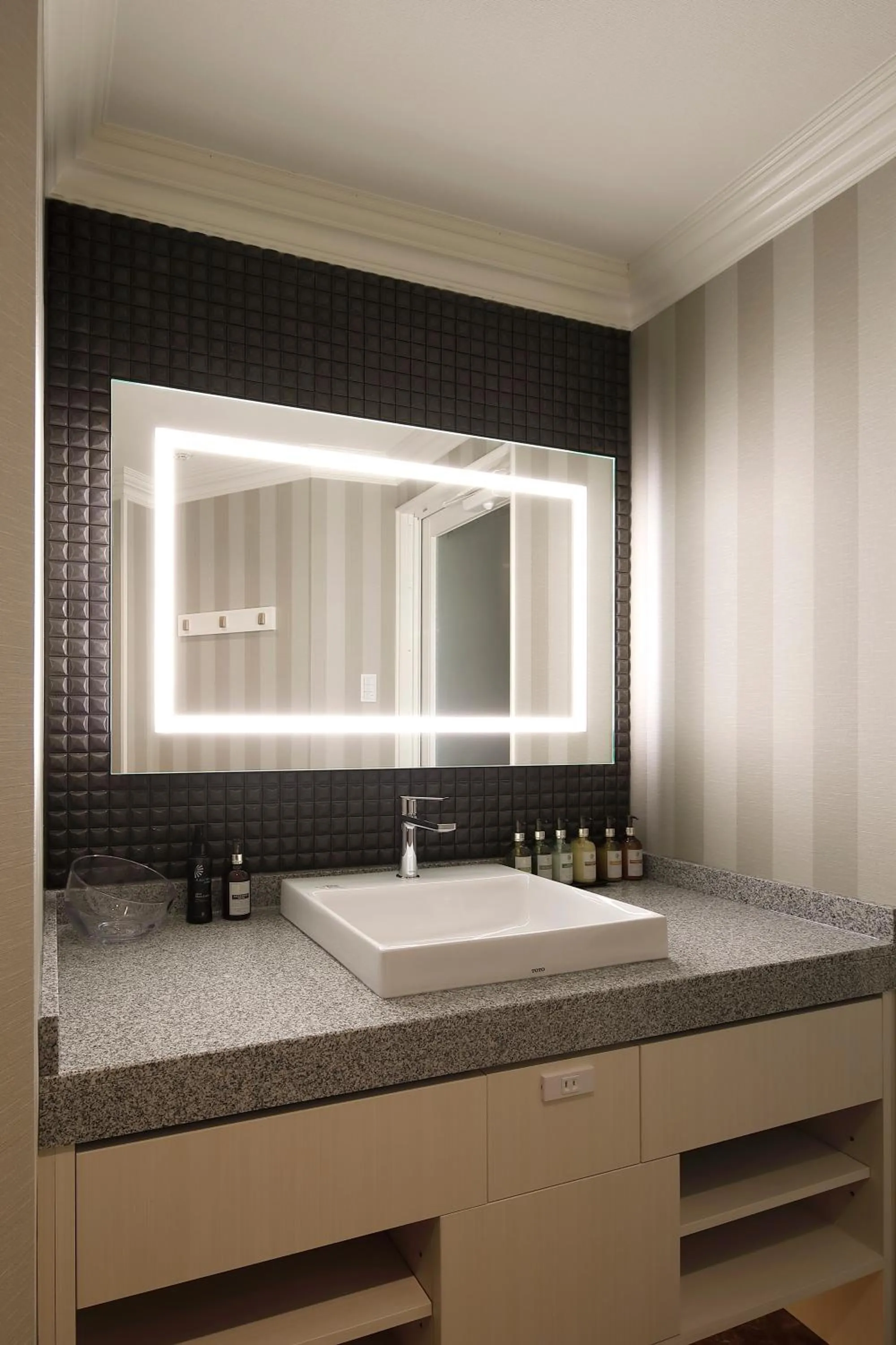 Bathroom in Hotel ValentineTogo (Adult Only)