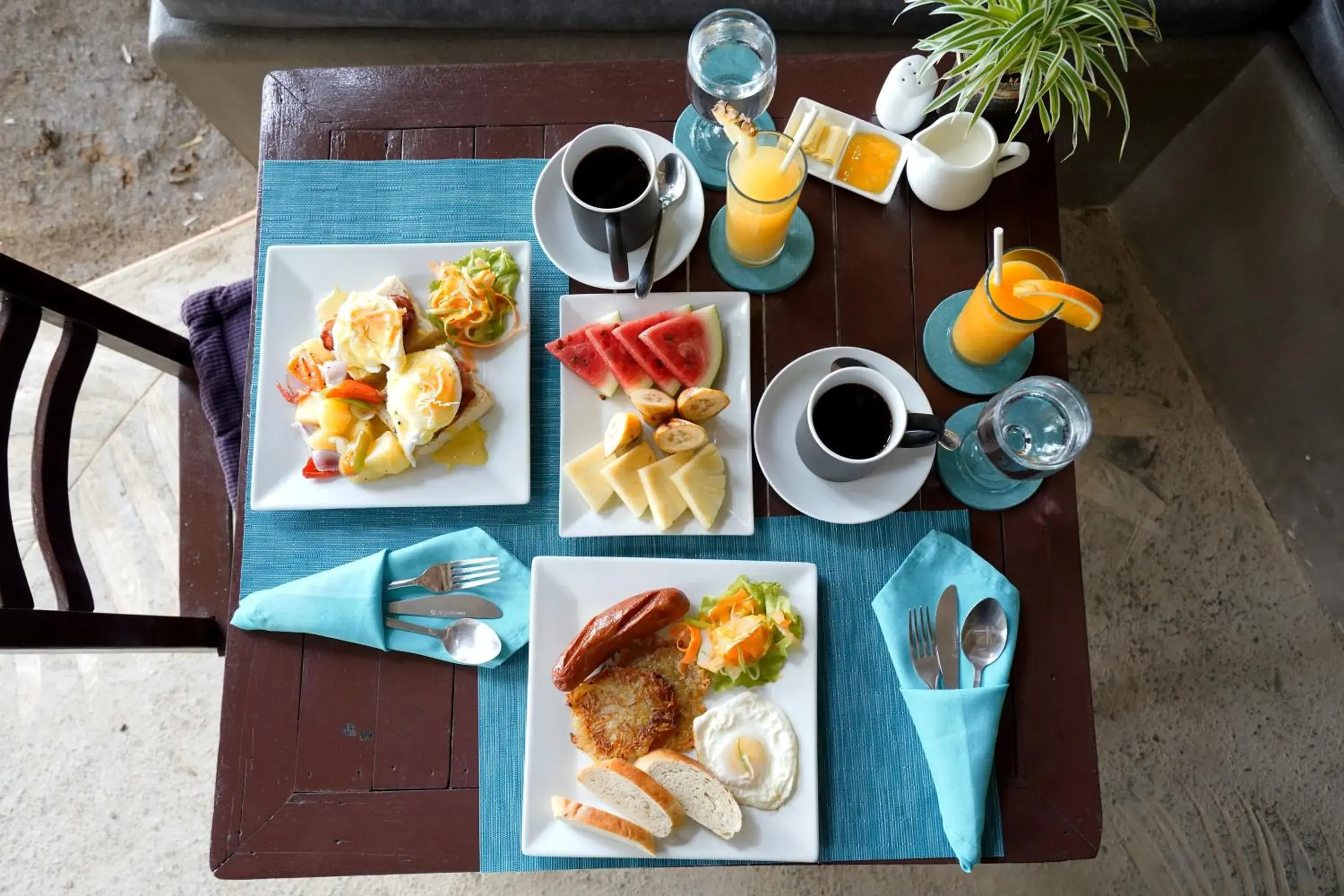 Food and drinks in Buko Beach Resort Food and drinks in Buko Beach Resort