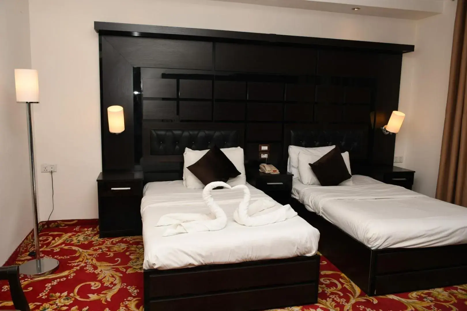 Bedroom, Bed in Sparr Hotel