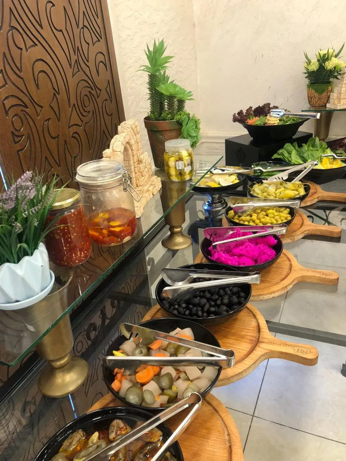 Restaurant/places to eat in Sparr Hotel Restaurant/places to eat in Sparr Hotel