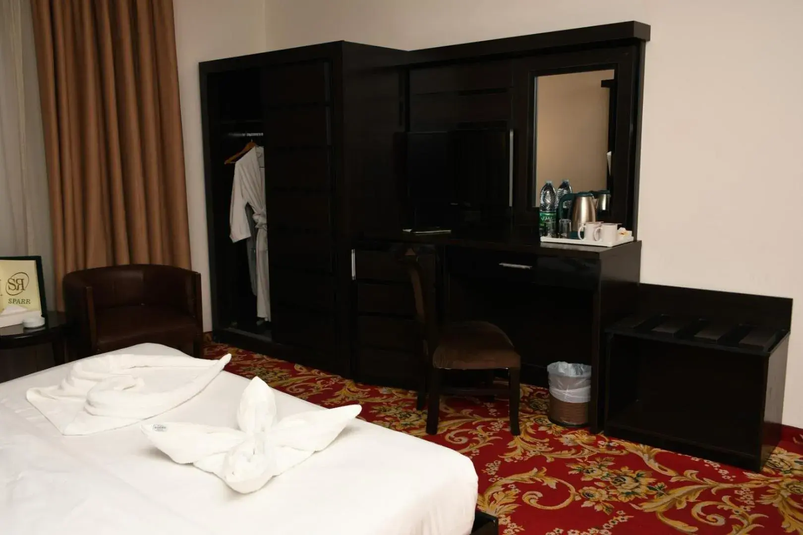 Photo of the whole room, Bed in Sparr Hotel