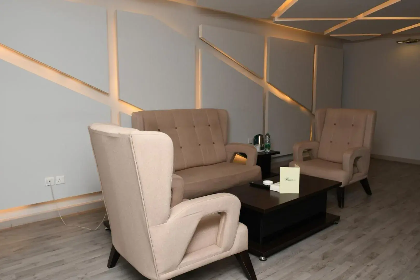 Living room, Seating Area in Sparr Hotel