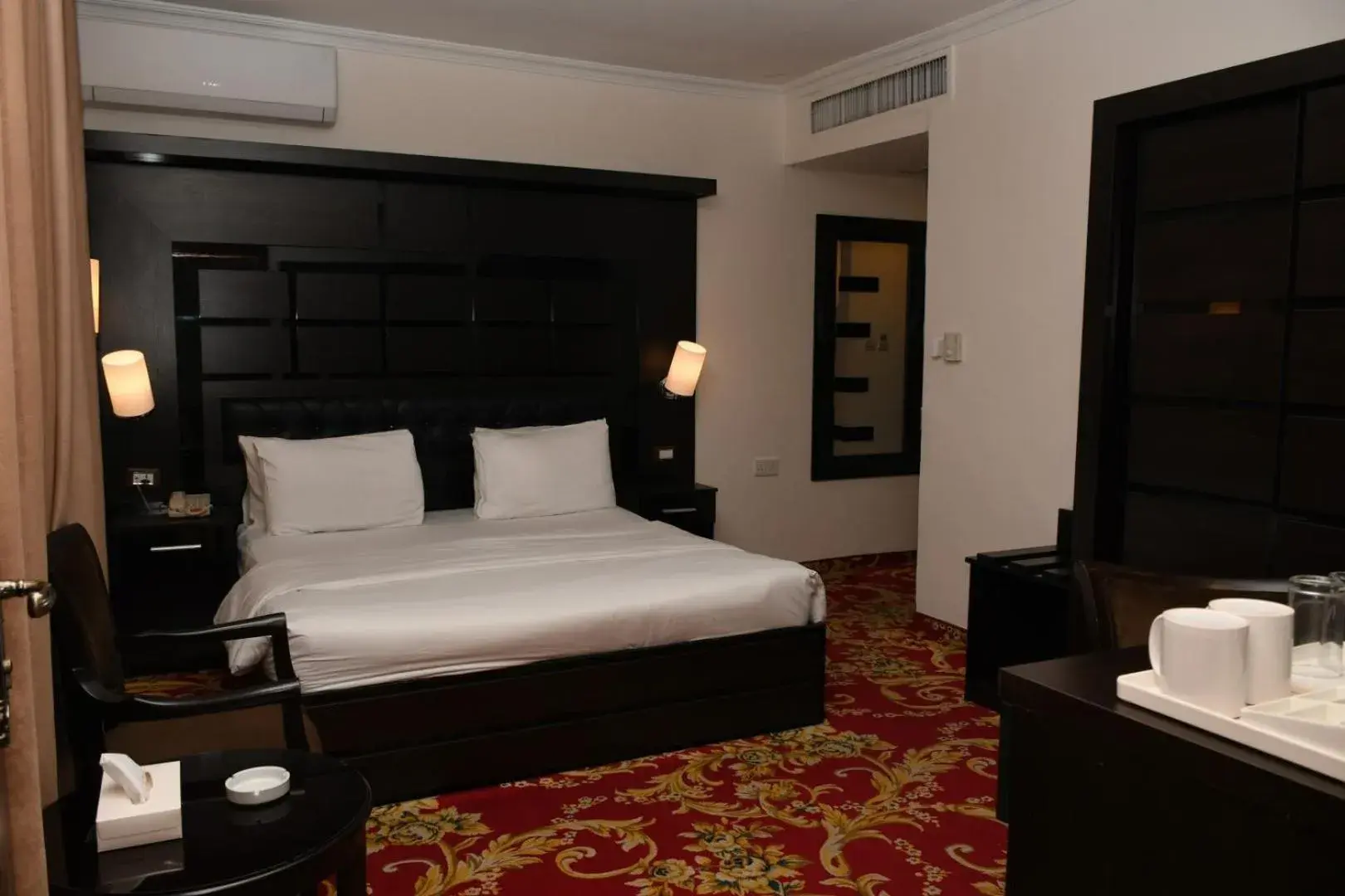 Bed in Sparr Hotel